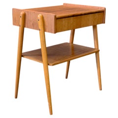 Comodino in teak e Oak con cassetto e ripiano