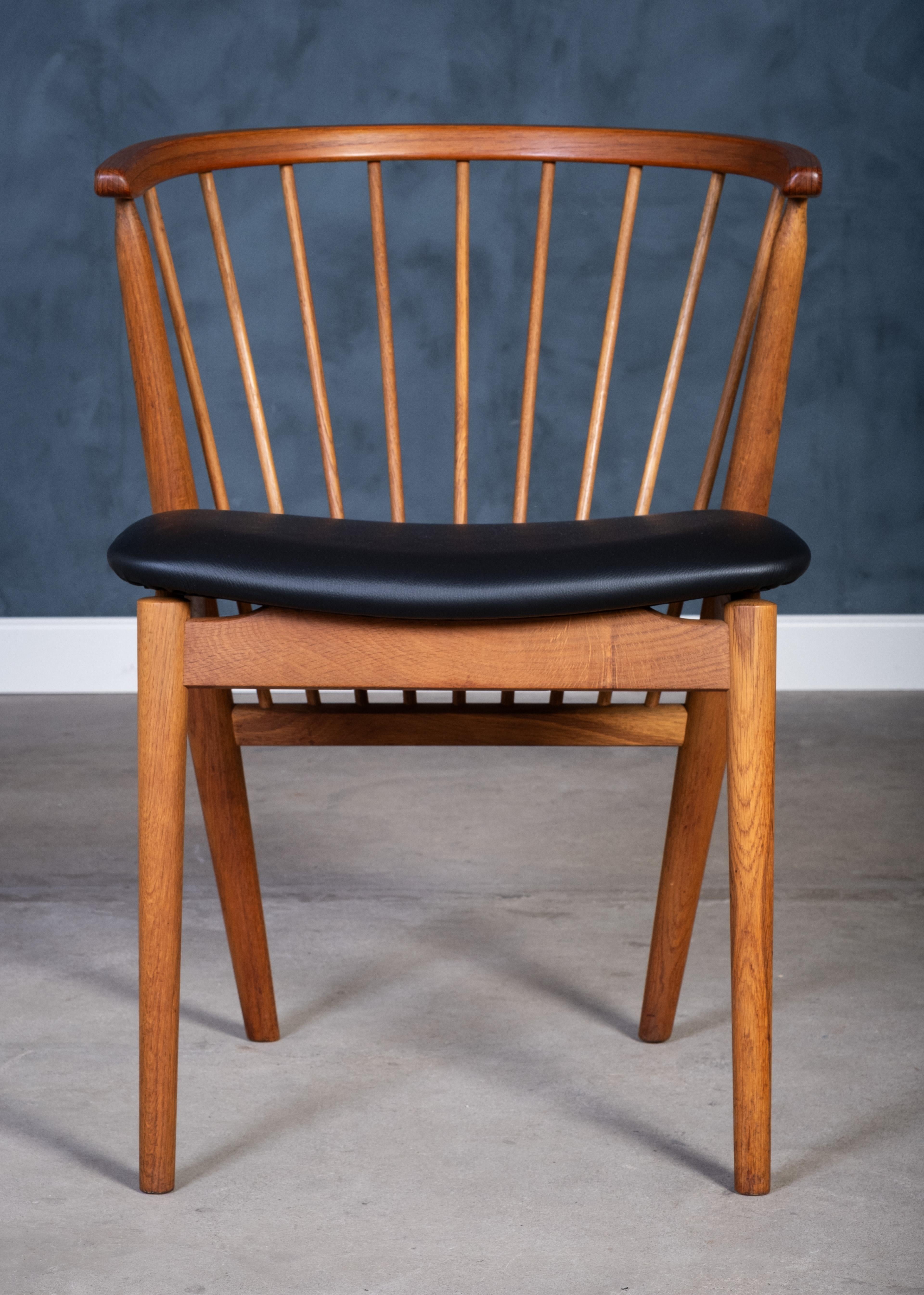Chaise en teck et Oak Oak par Helge Sibast pour Sibast Møbelfabrik, Danemark, années 1960 Bon état - En vente à Nørre Aaby, DK