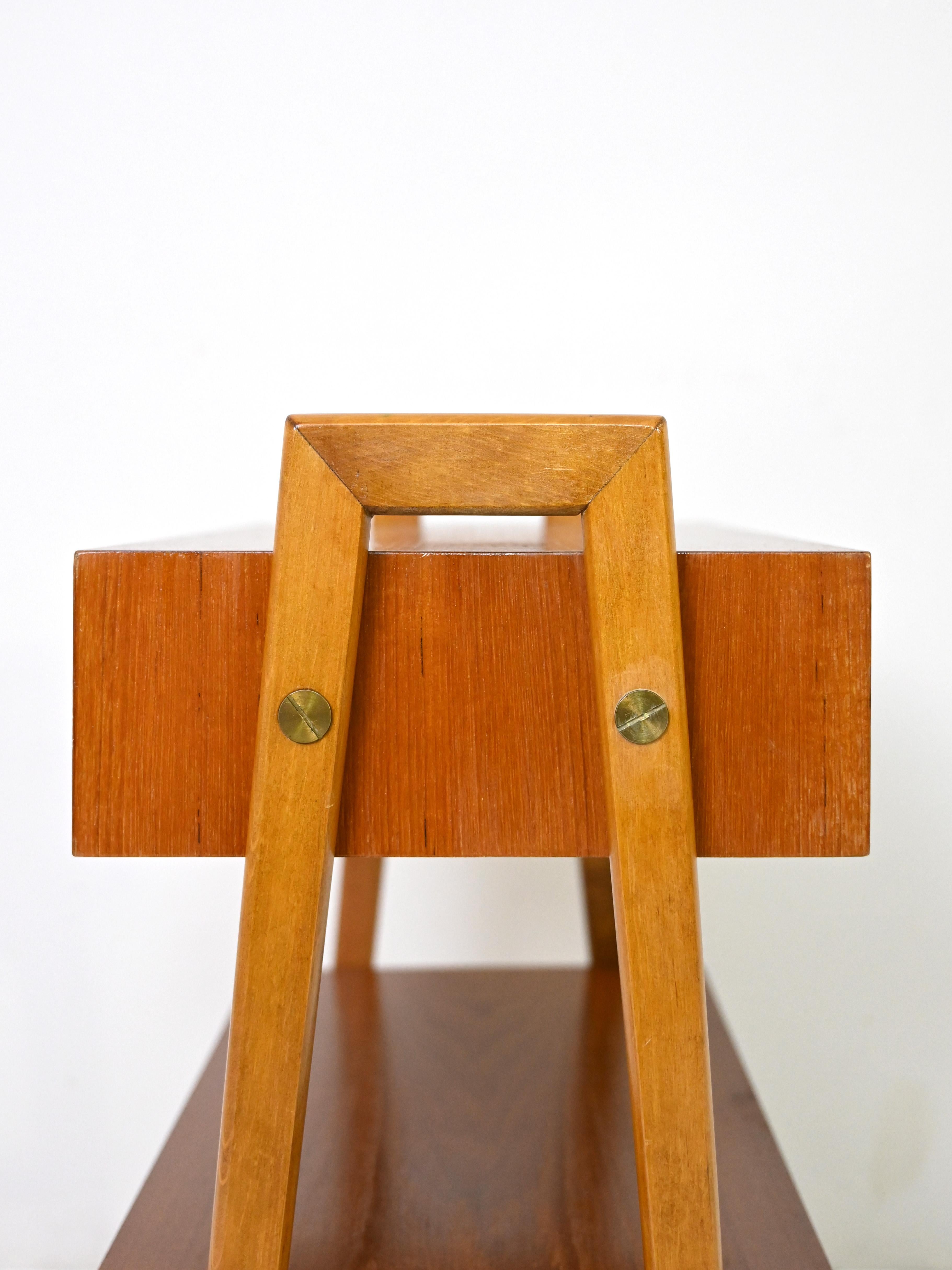 Teak and Oak Nightstand In Good Condition In Brescia, IT