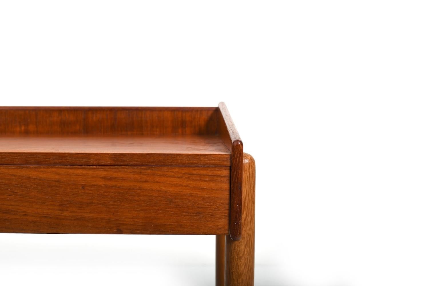 Teak and Oak Nightstands by Børge Mogensen 1950s. 4