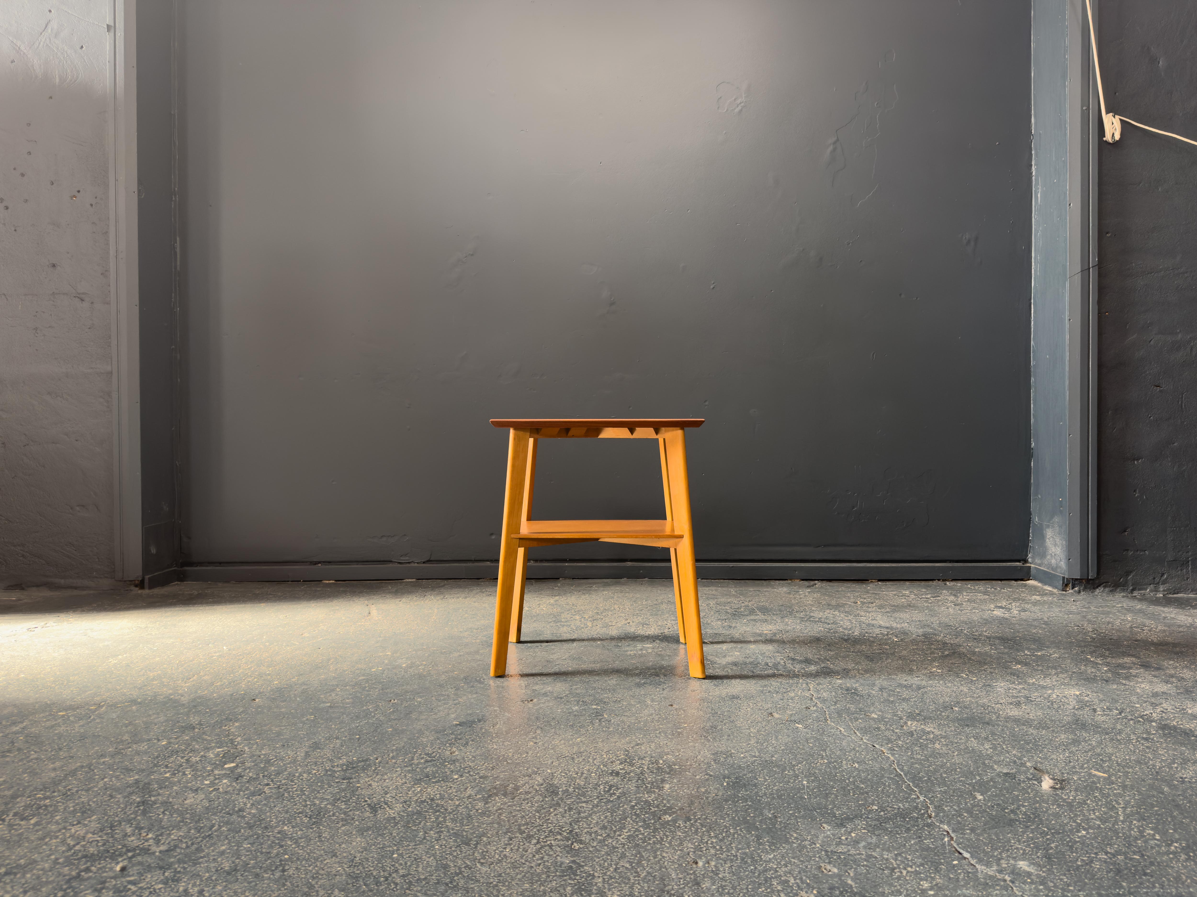 Mid-Century Modern Teak and Oak Side Table For Sale