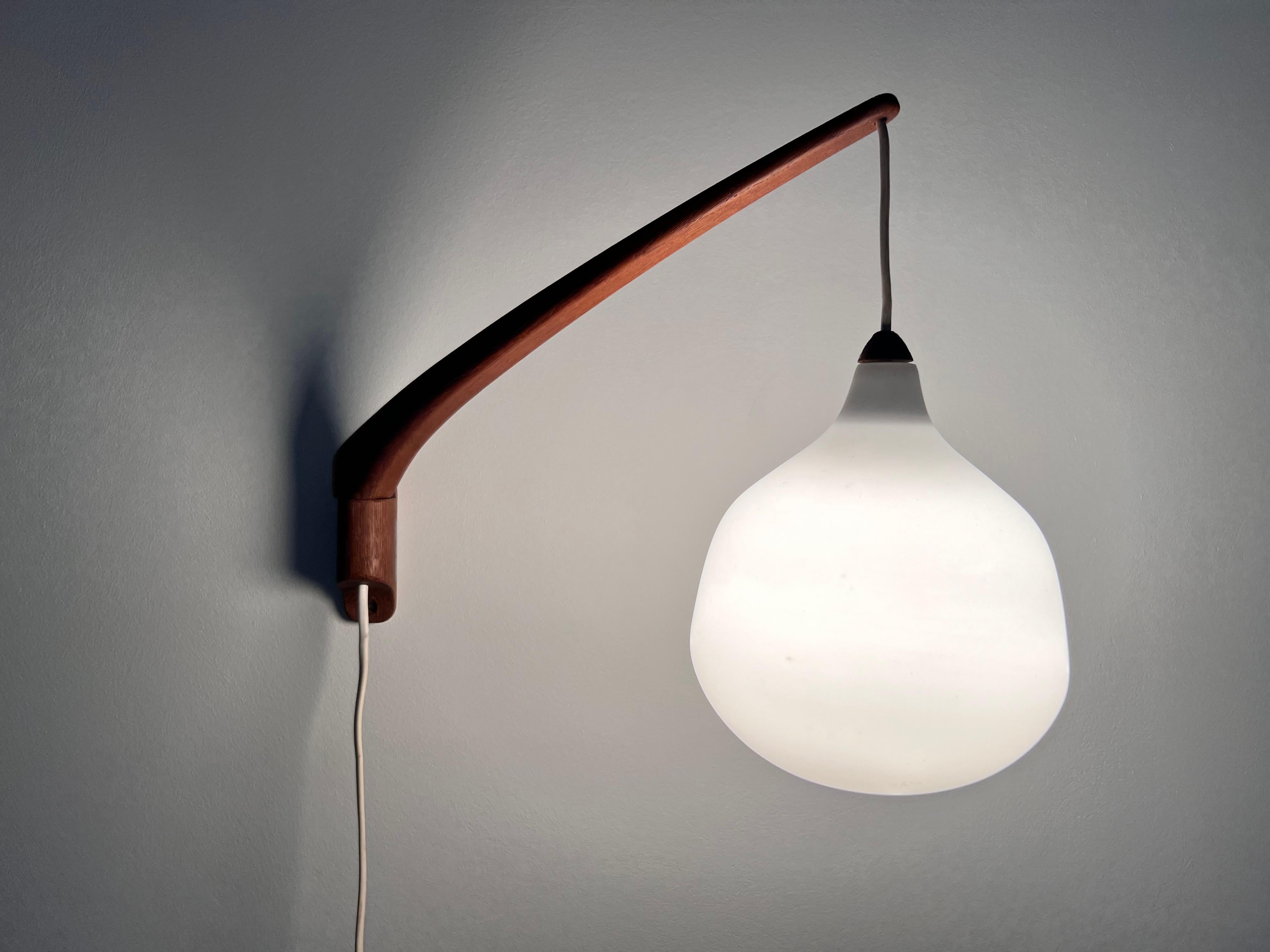 Teak and Opaline Glass Wall Lamp by Uno & Östen Kristiansson for Luxus Sweden For Sale 5