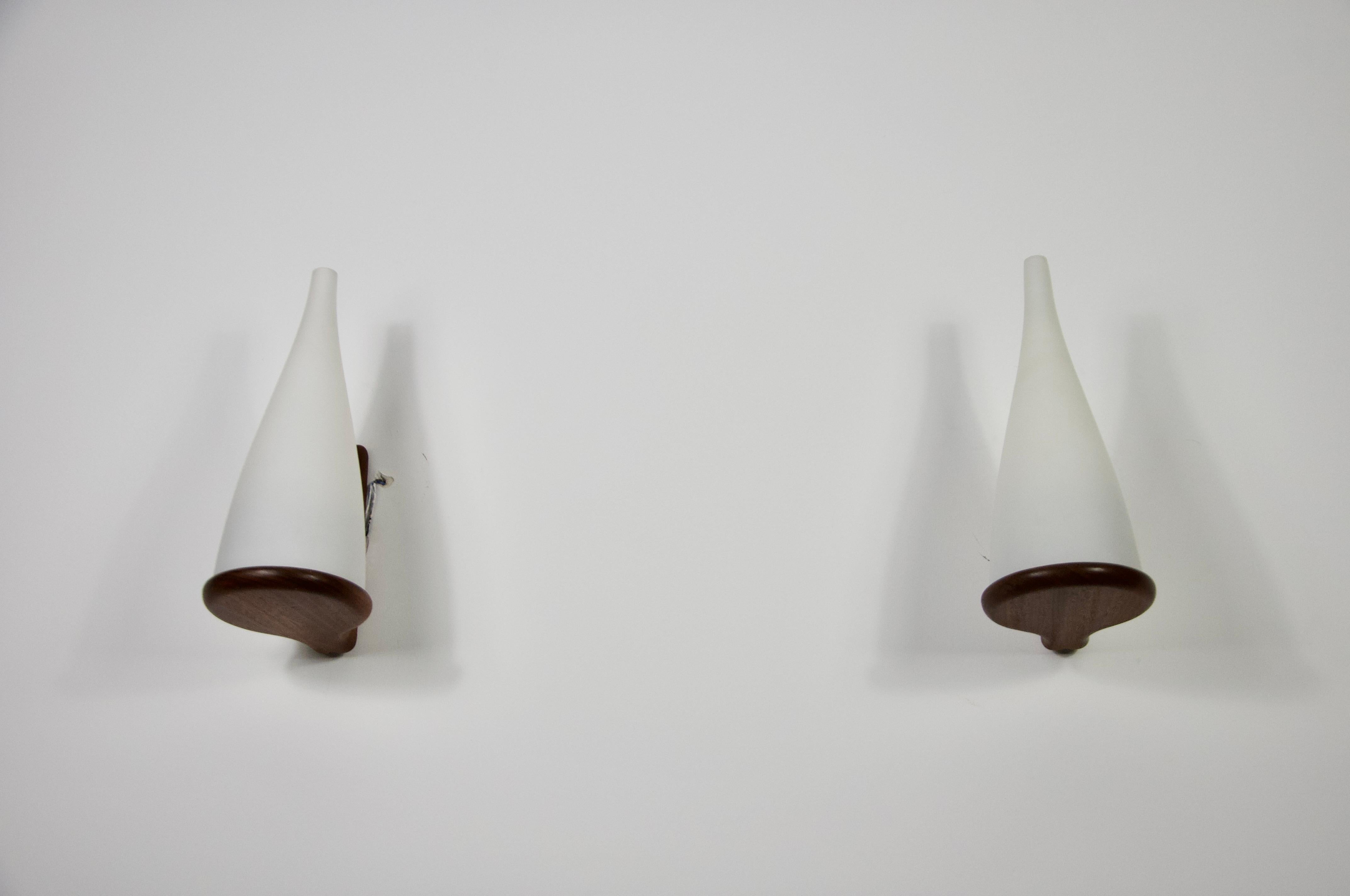 Swedish Teak and Opaline Glass Wall Lamps by Uno & Östen Kristiansson for Luxus Sweden For Sale