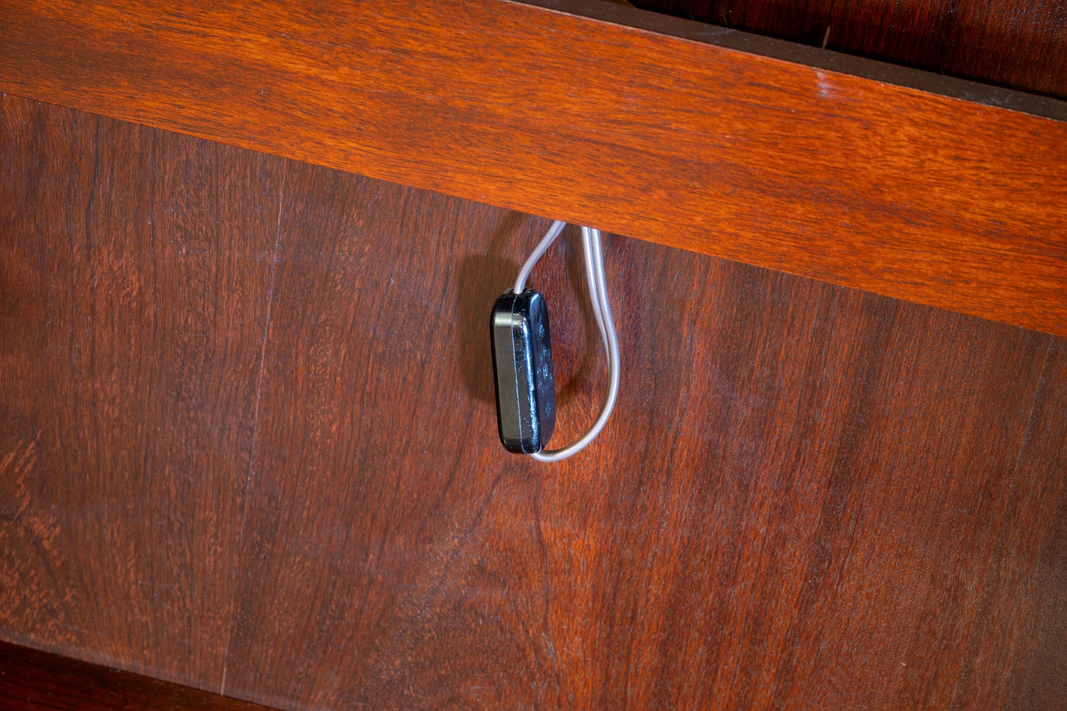 Parete attrezzata in teak e palissandro con scrivania del Mid Century Modern 4