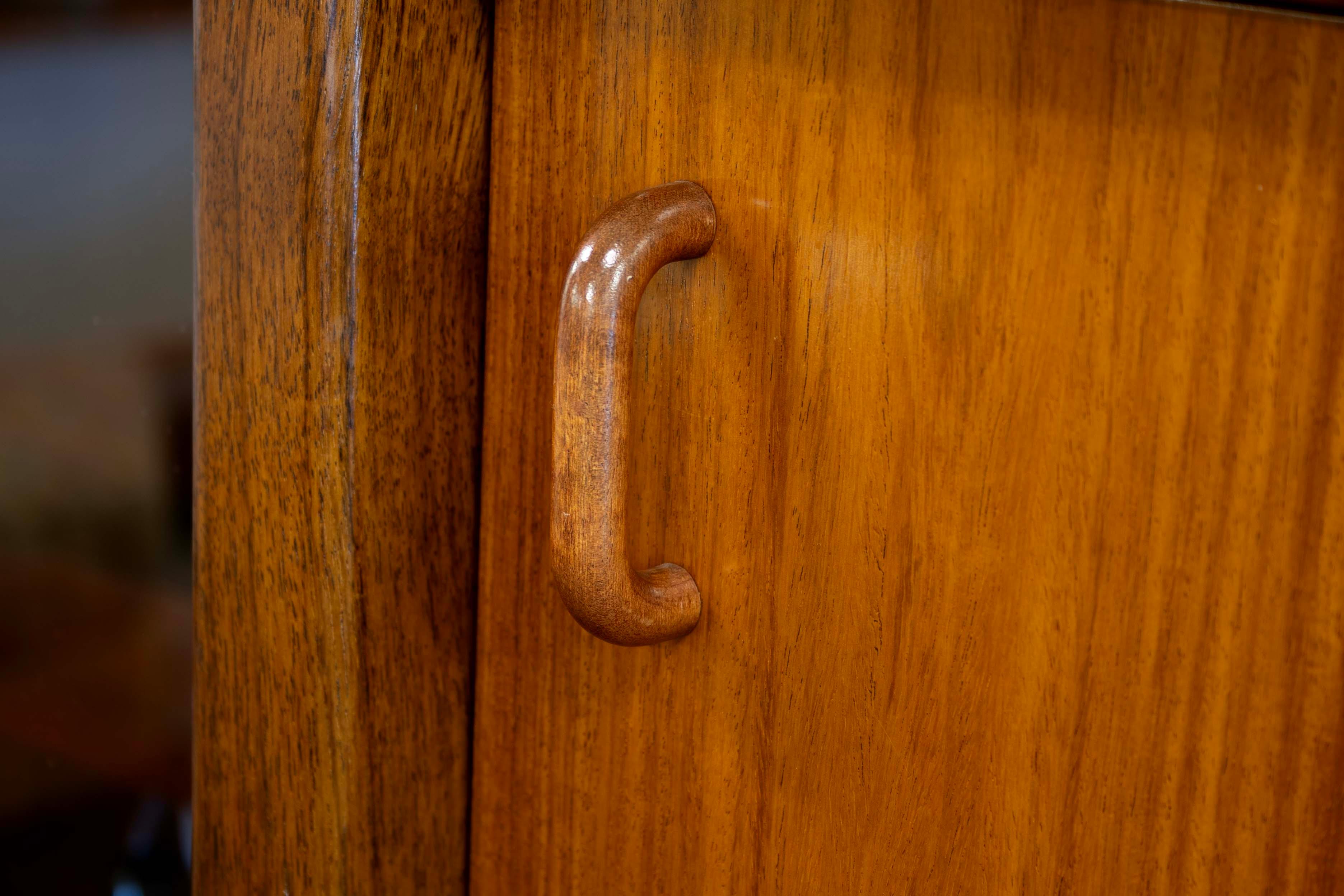 Parete attrezzata in teak e palissandro con scrivania del Mid Century Modern 1