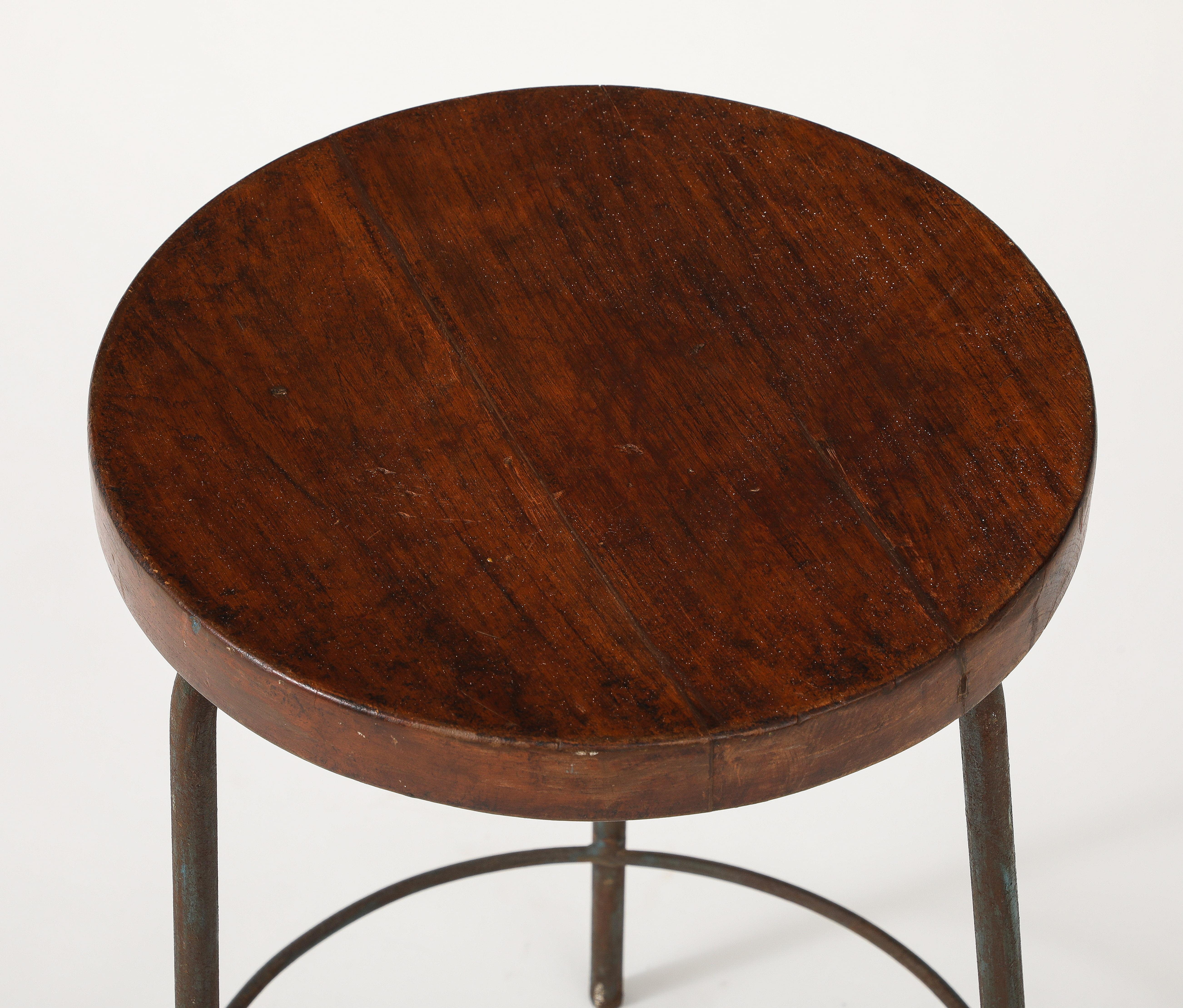 Sgabello in teak e acciaio di Pierre Jeanneret, Chandigarh, India, 1960 ca. in vendita 6