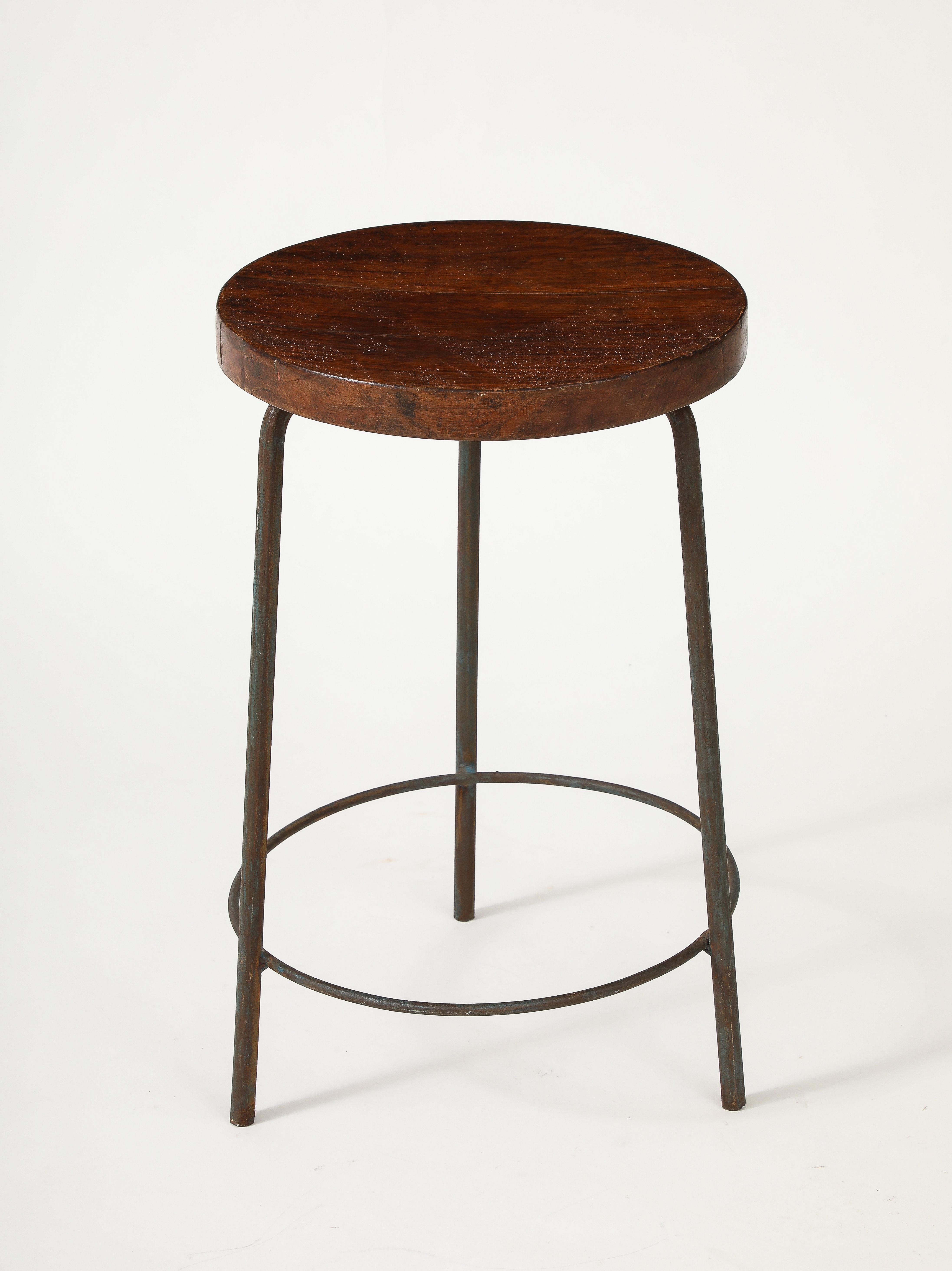Indiano Sgabello in teak e acciaio di Pierre Jeanneret, Chandigarh, India, 1960 ca. in vendita