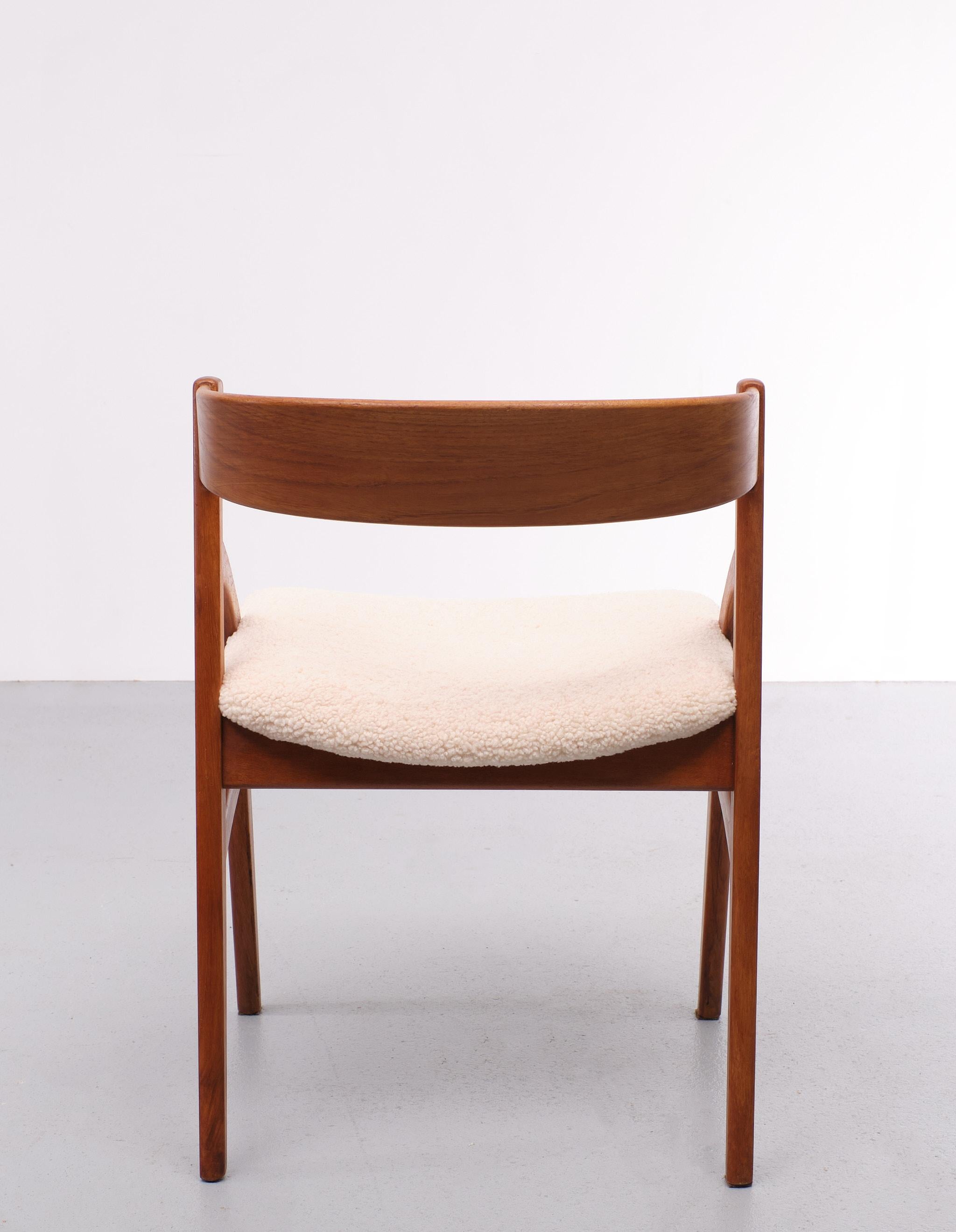 Teak arm chair Dyrlund Denmark 1960s 4