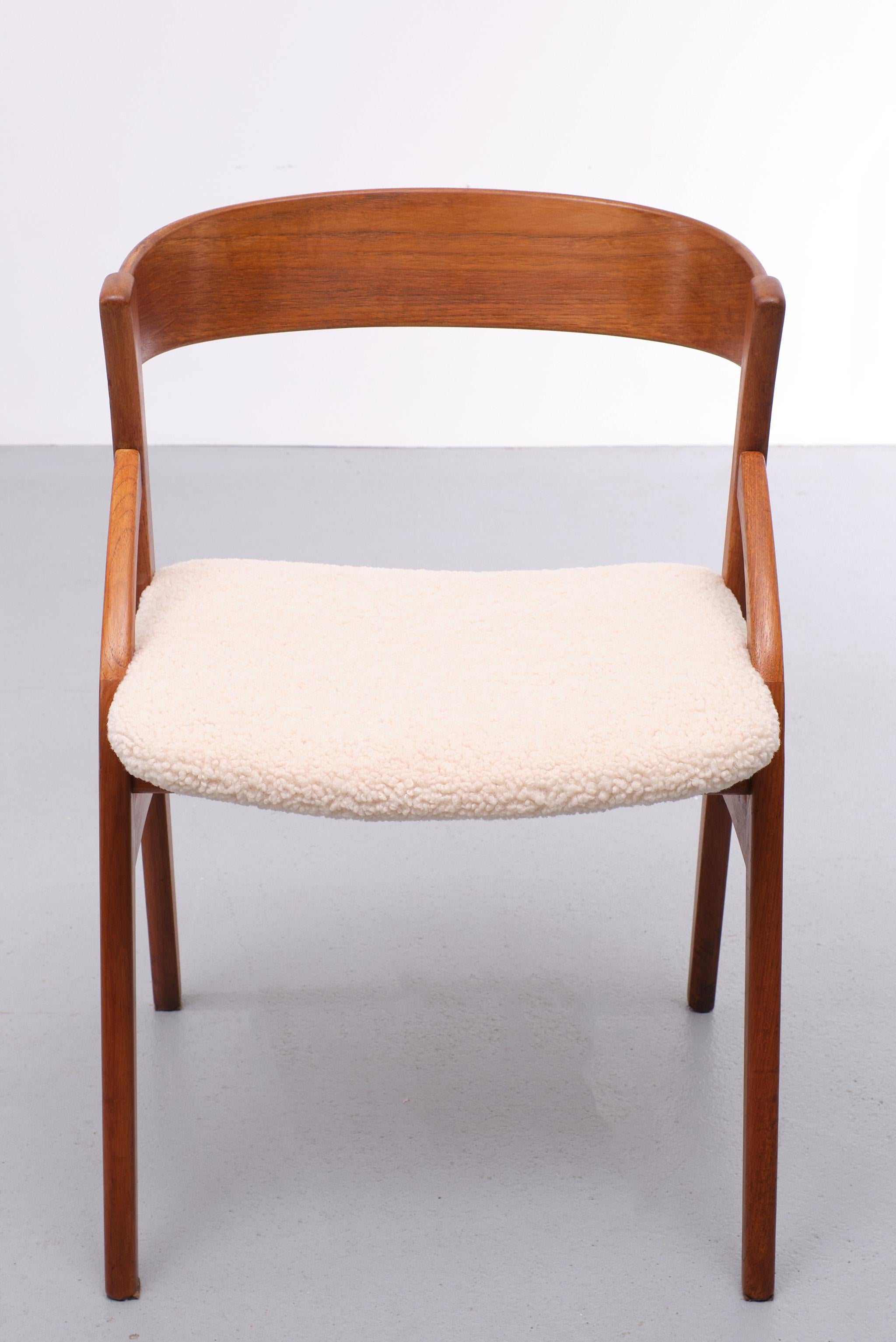 Mid-Century Modern Teak arm chair Dyrlund Denmark 1960s