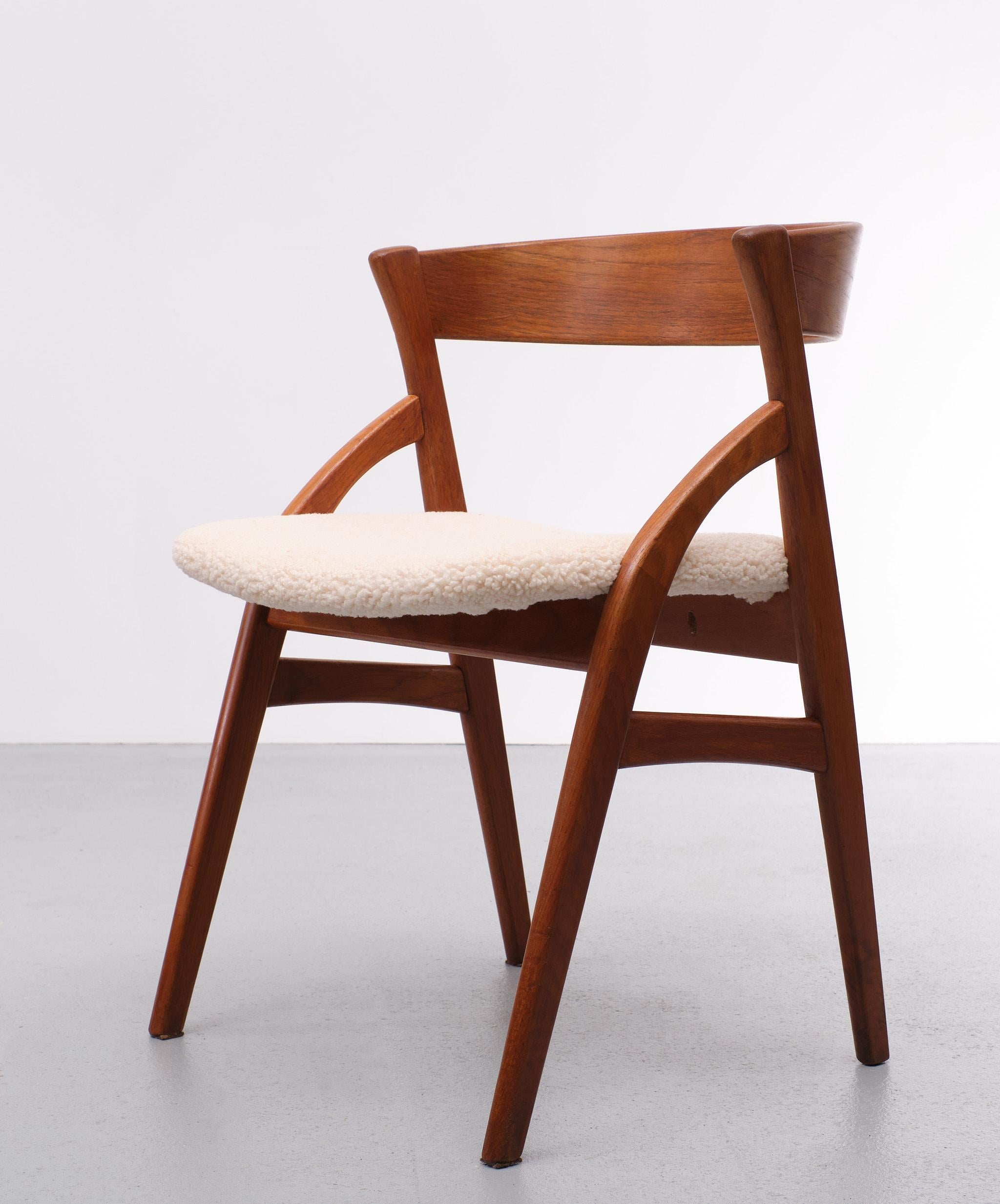 Teak arm chair Dyrlund Denmark 1960s 2