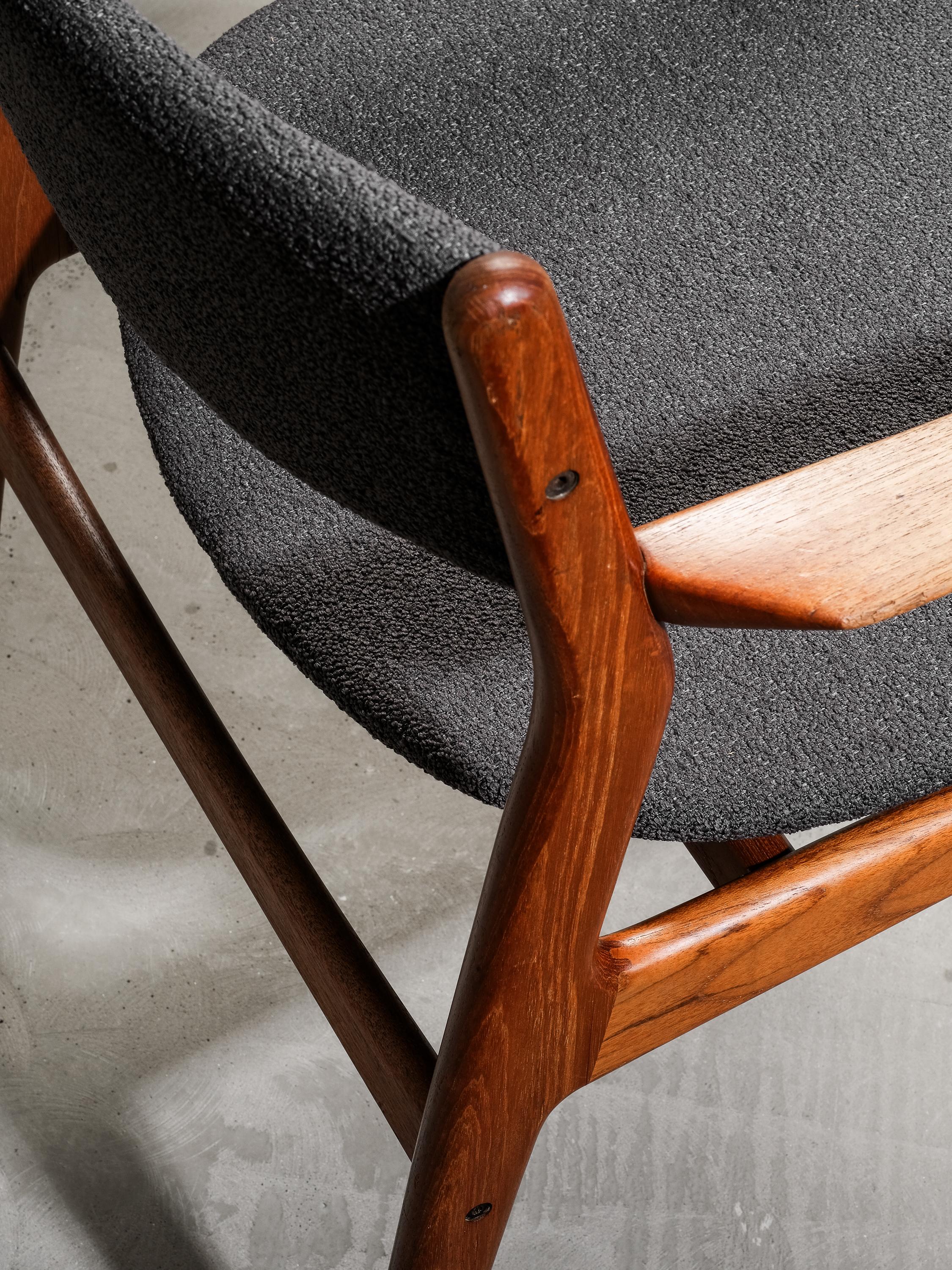 Poltrona in teak di Grete Jalk per Glostrup Møbelfabrik, Danimarca, anni '60 in vendita 1