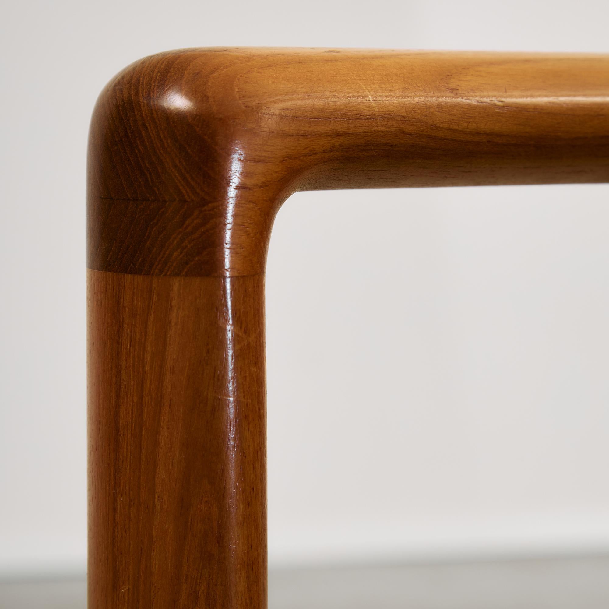 Metà XX secolo Poltrona in teak di Kurt Østervig per Dyrlund, anni '60 in vendita