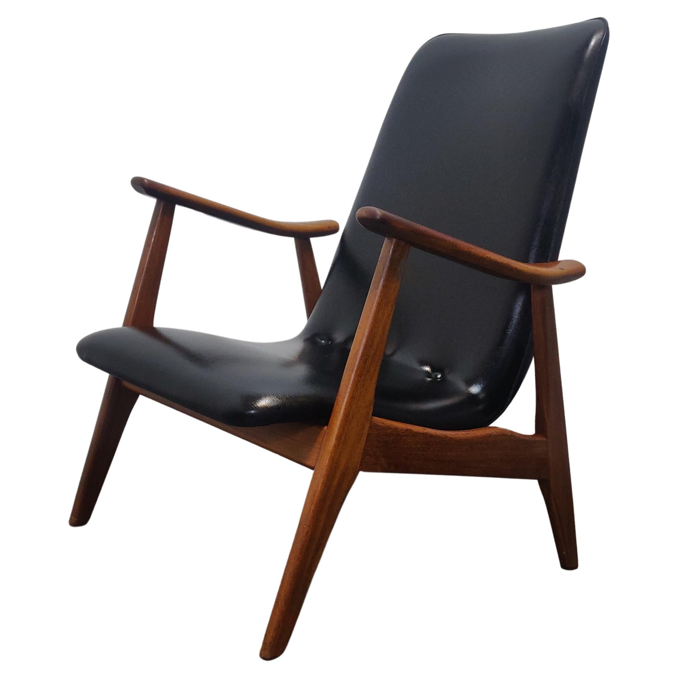 Teak armchair by Louis van Teeffelen for WéBé Holland, 1960s For Sale