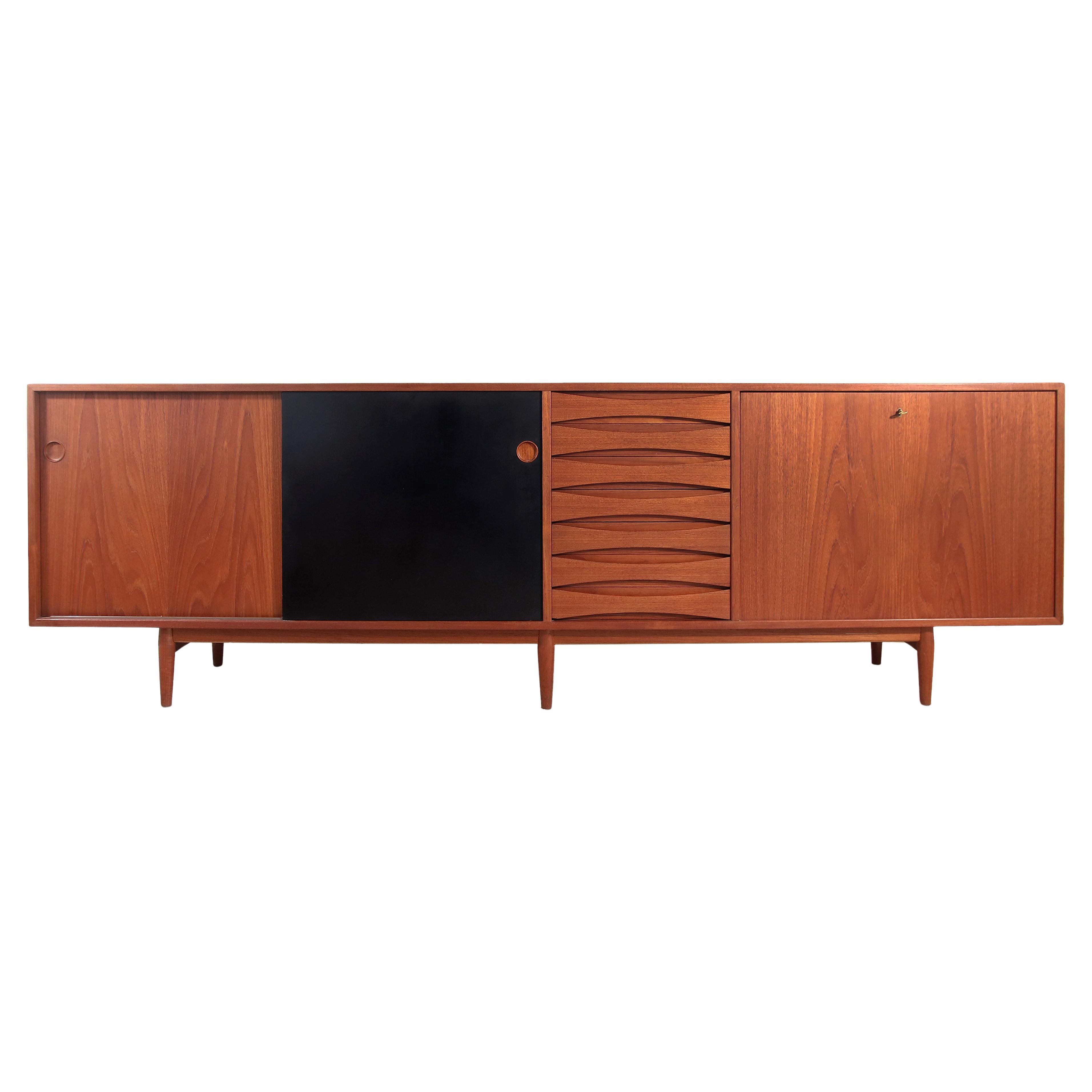 Arne Vodder Model 29 Sideboard