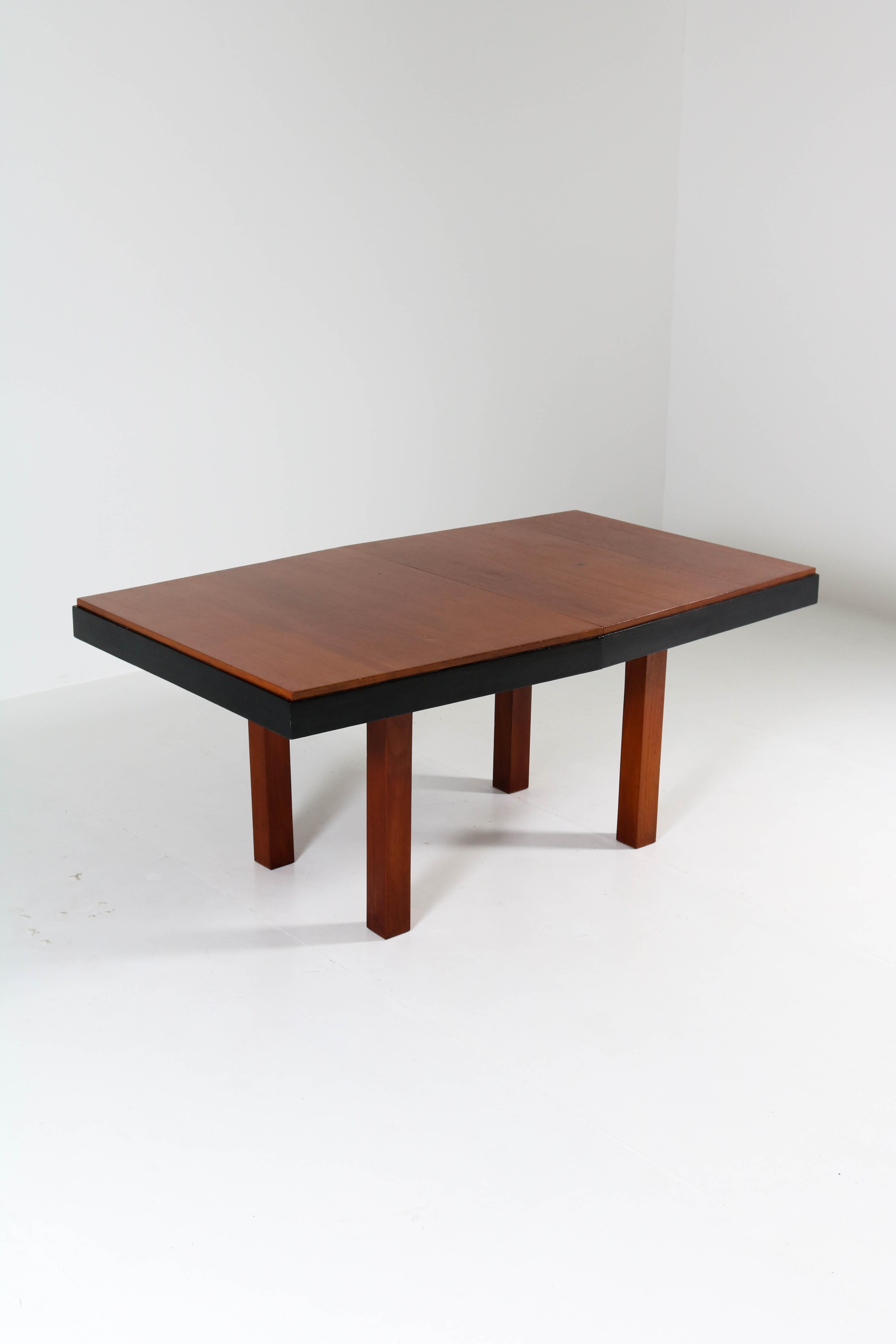 Début du 20ème siècle Table à rallonge Art Déco en teck de l'école Haagse par Toko v/d Pol Semarang, années 1920 en vente