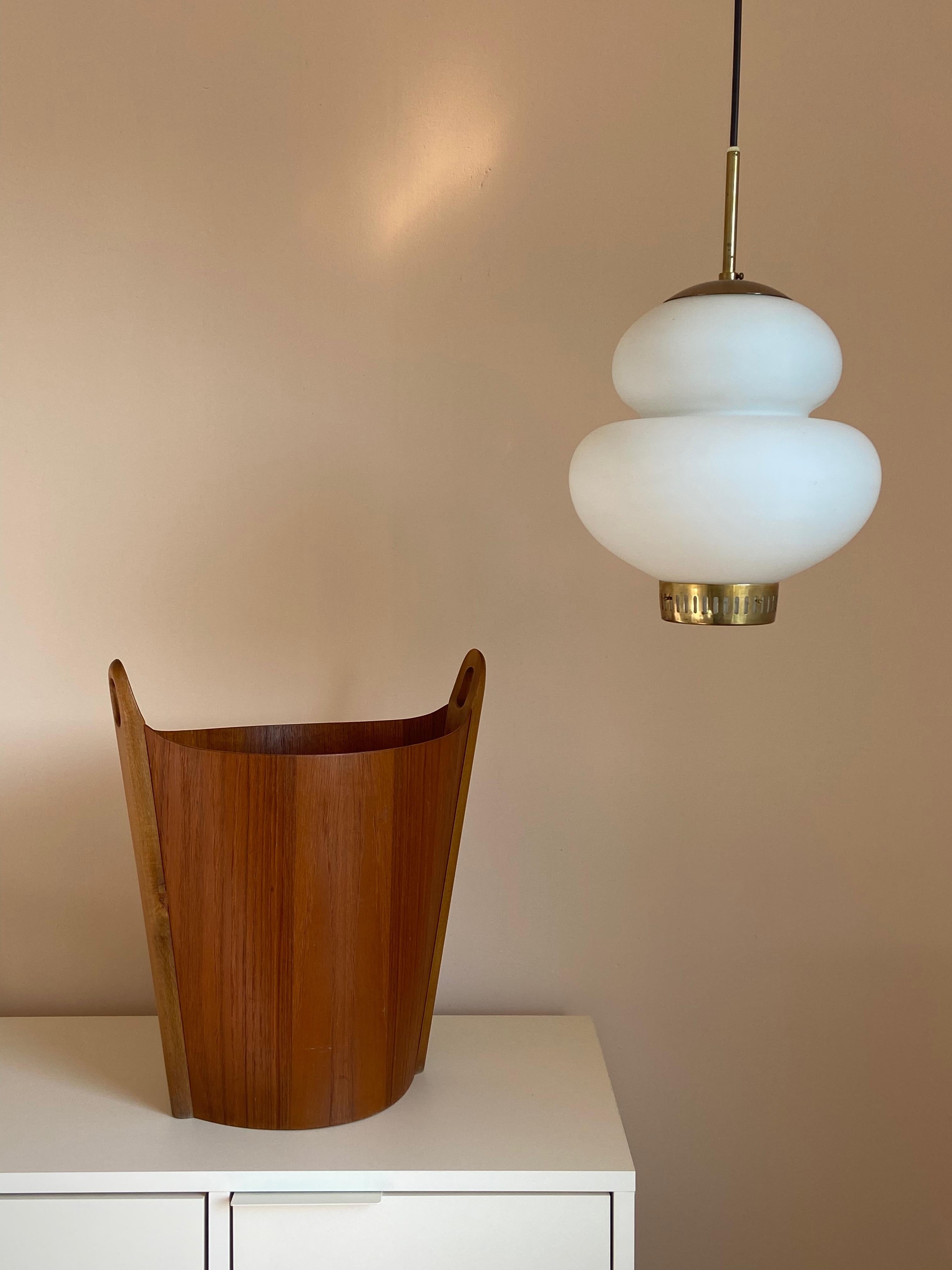 Teak basket by Einar Barnes for PS Heggen, Made in Norway 1960s 2