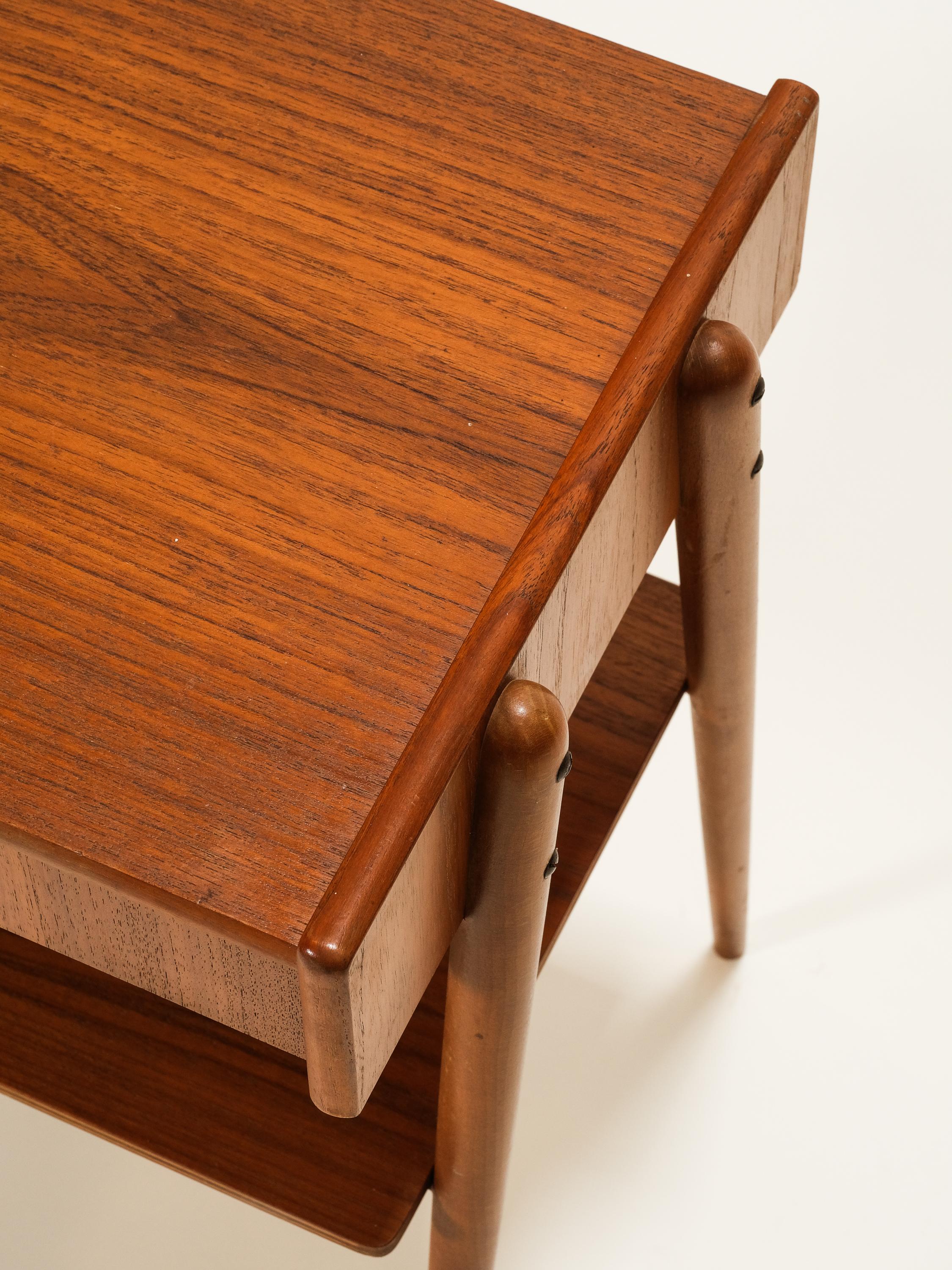 Teak Bedside Tables from AB Carlström & Co, 1950s, Set of 2 For Sale 1