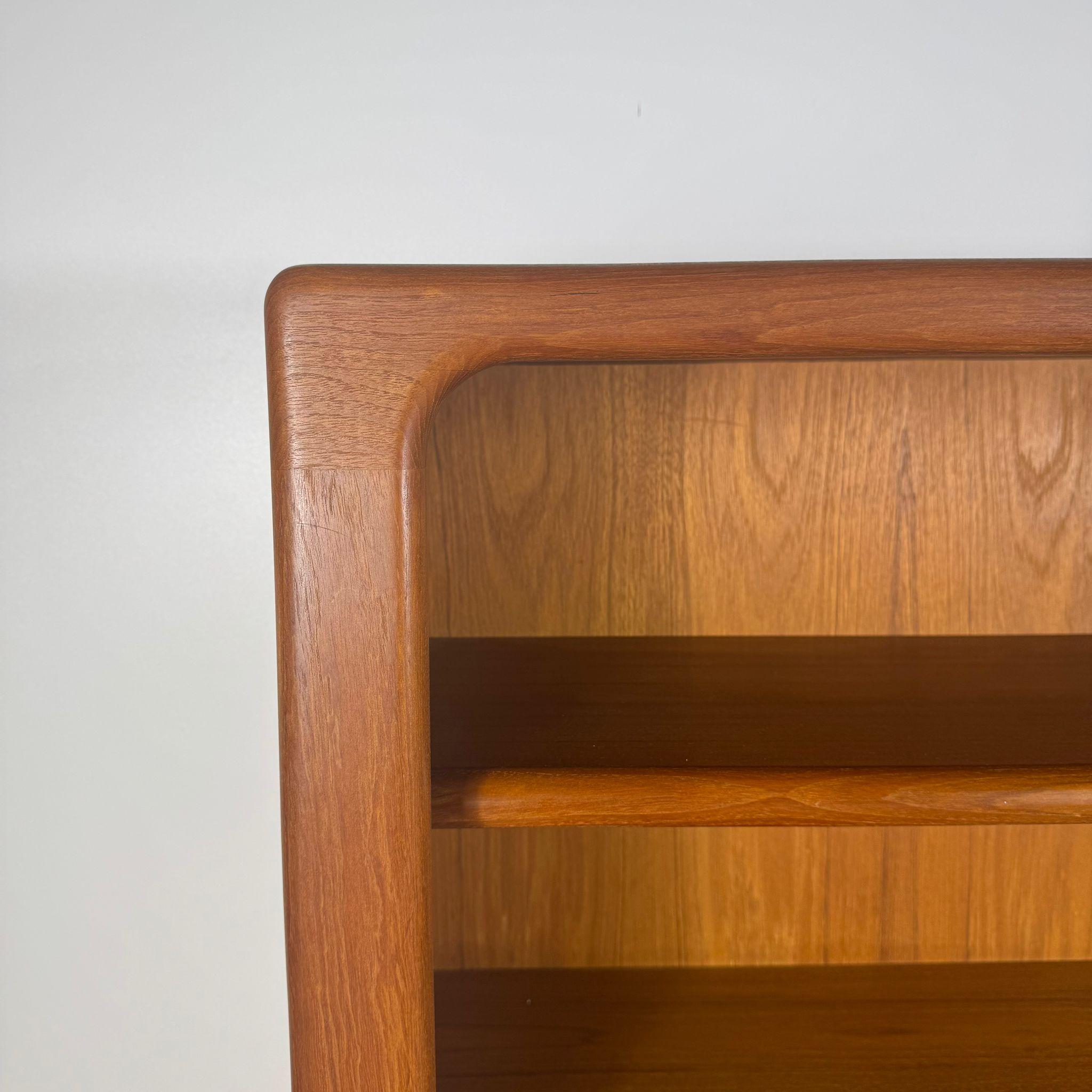 Teak bookcase, Denmark 1960 For Sale 3