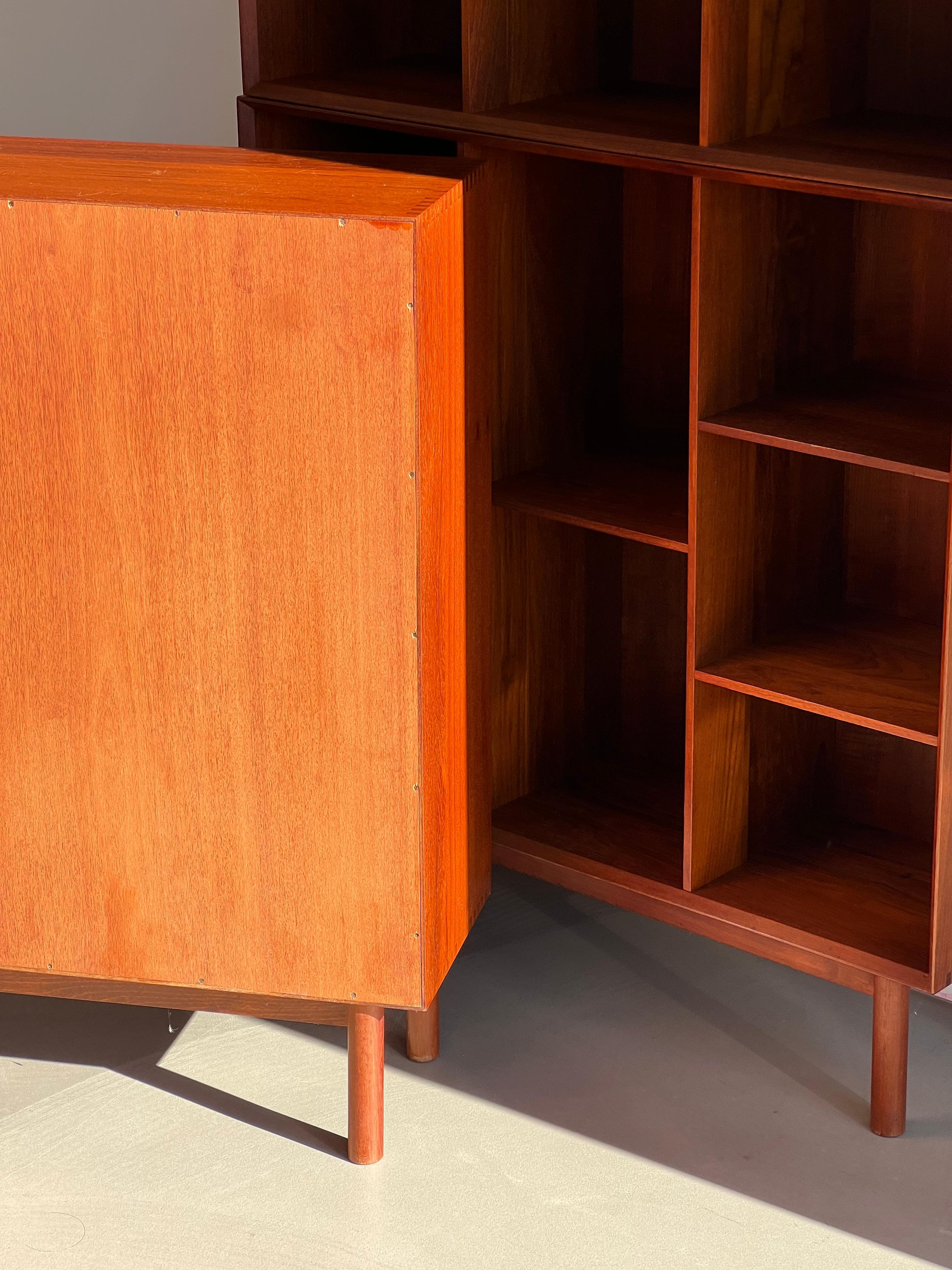 Teak Librerie in teak di Peter Hvidt & Mølgaard-Nielsen per John Stuart Inc. in vendita