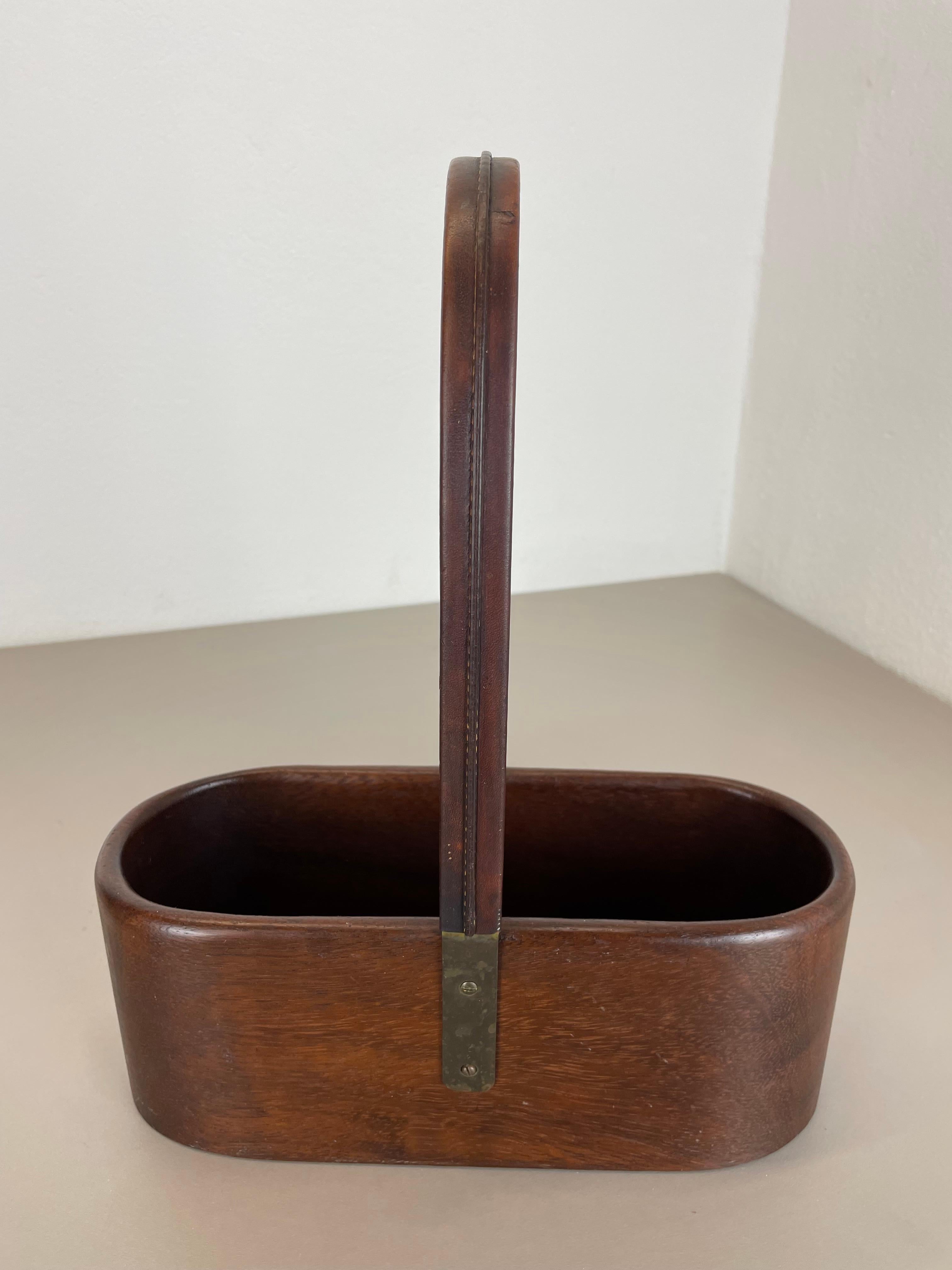 Teak Bottle Holder with Brass and Leather Handle by Carl Auböck, Austria, 1950s For Sale 7