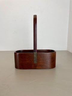 Teakholz-Flaschenhalter mit Messing- und Ledergriff von Carl Auböck, Österreich, 1950er Jahre