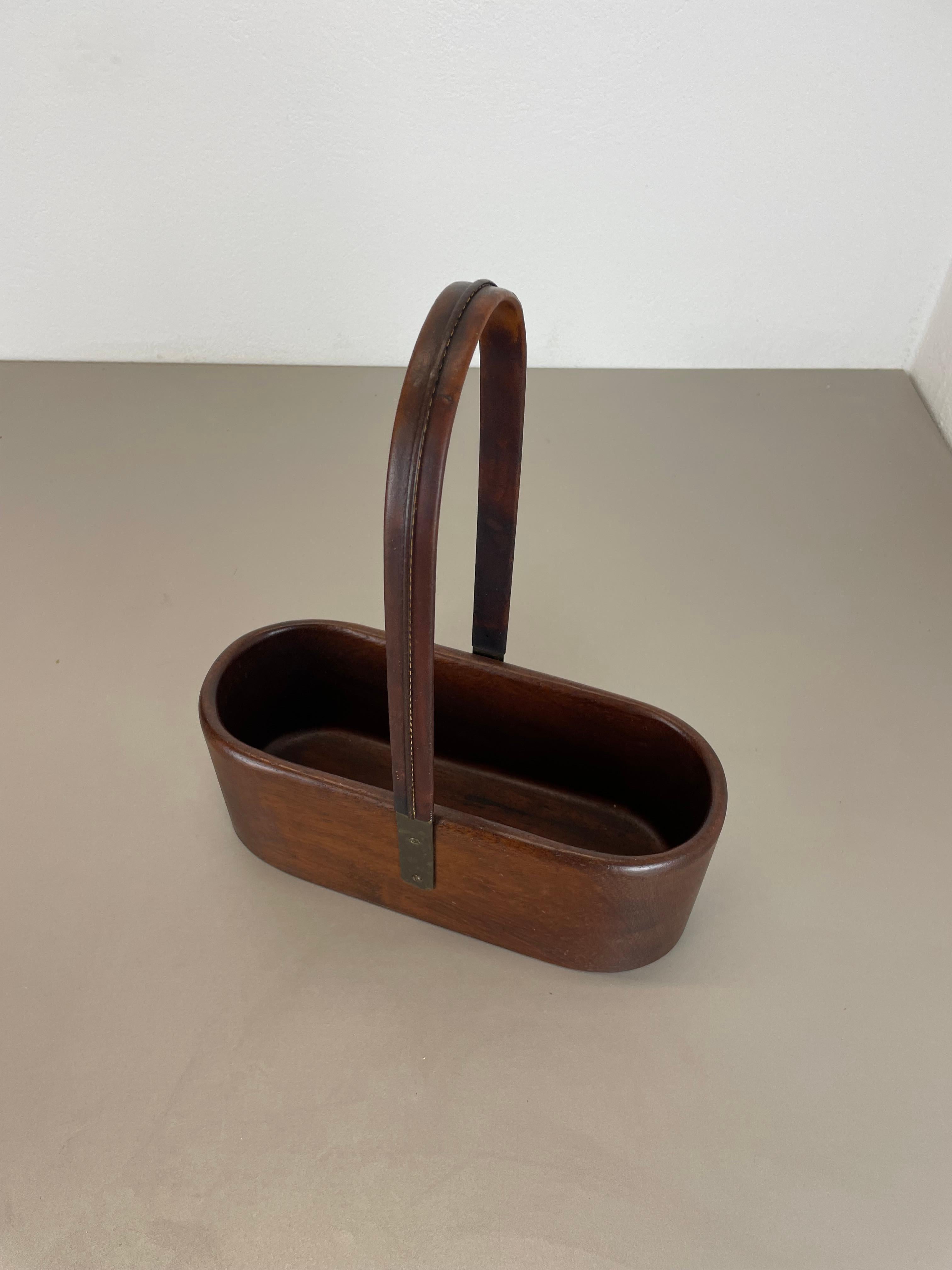 Mid-Century Modern Teak Bottle Holder with Brass and Leather Handle by Carl Auböck, Austria, 1950s For Sale