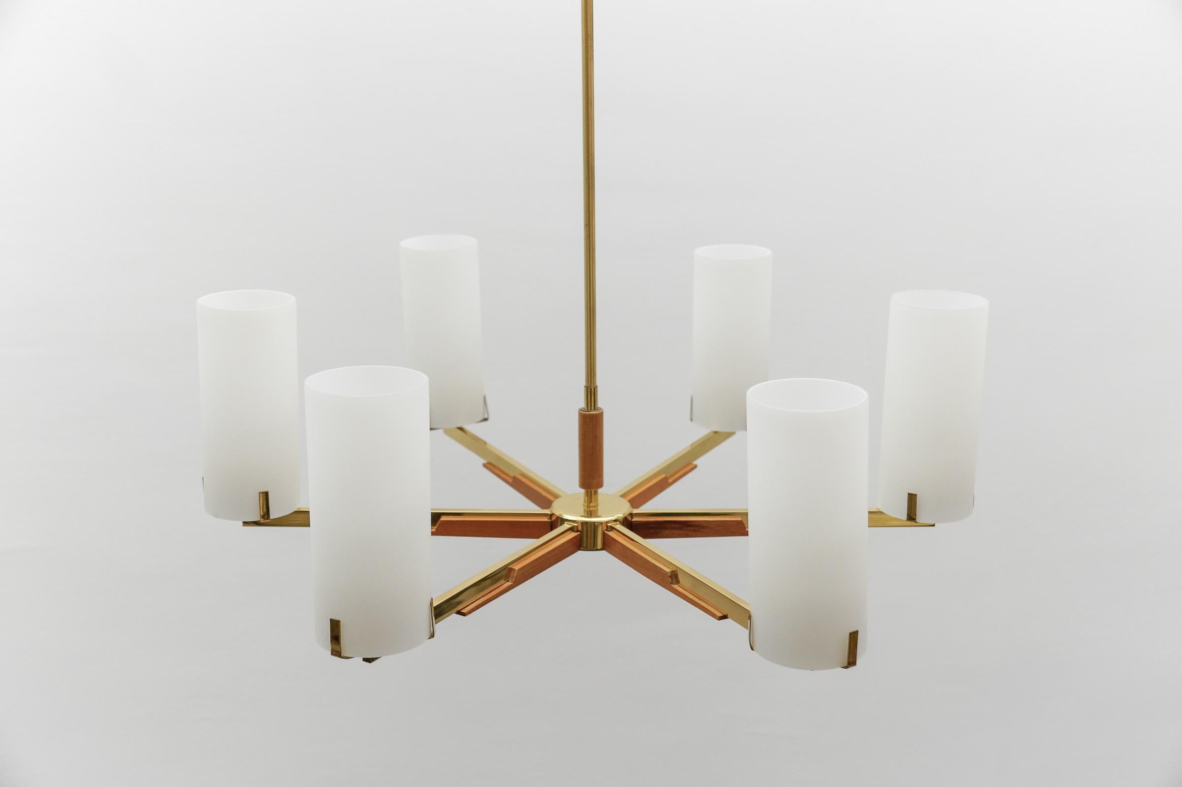 Pendelleuchte aus Teakholz, Messing und Opalglas von Kaiser Leuchten, 1960er Jahre im Angebot 2