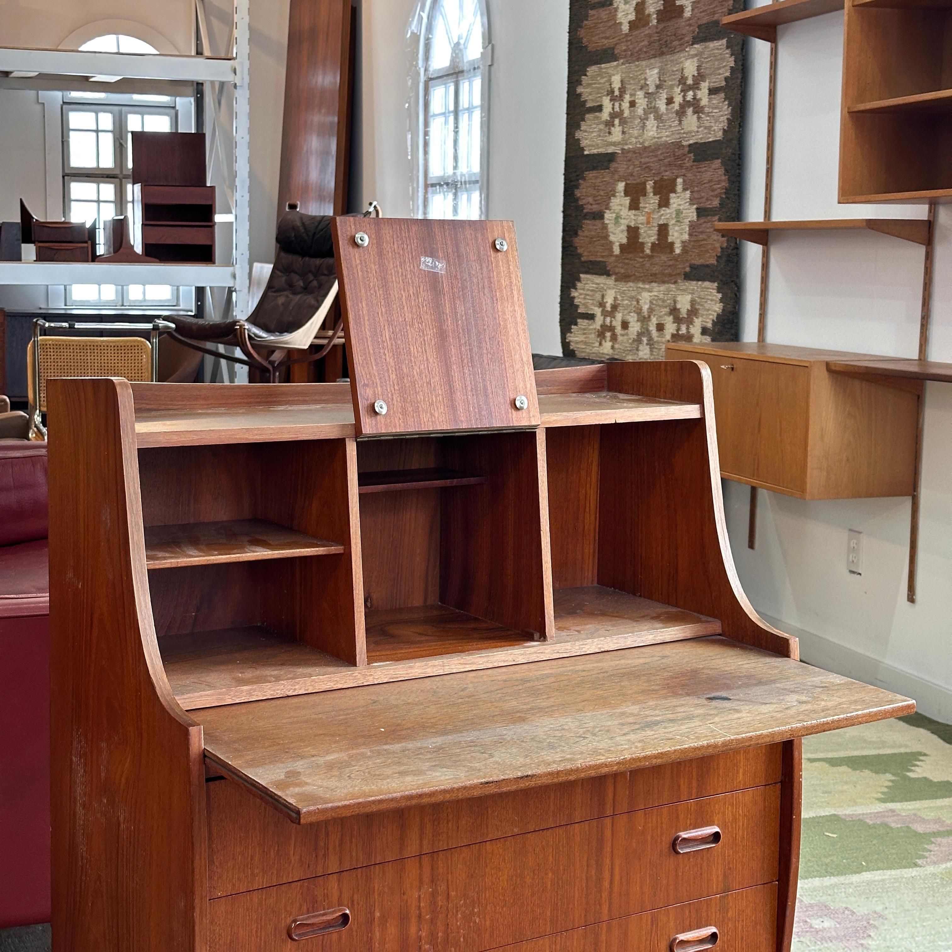Danese Ufficio/comodino in teak in vendita