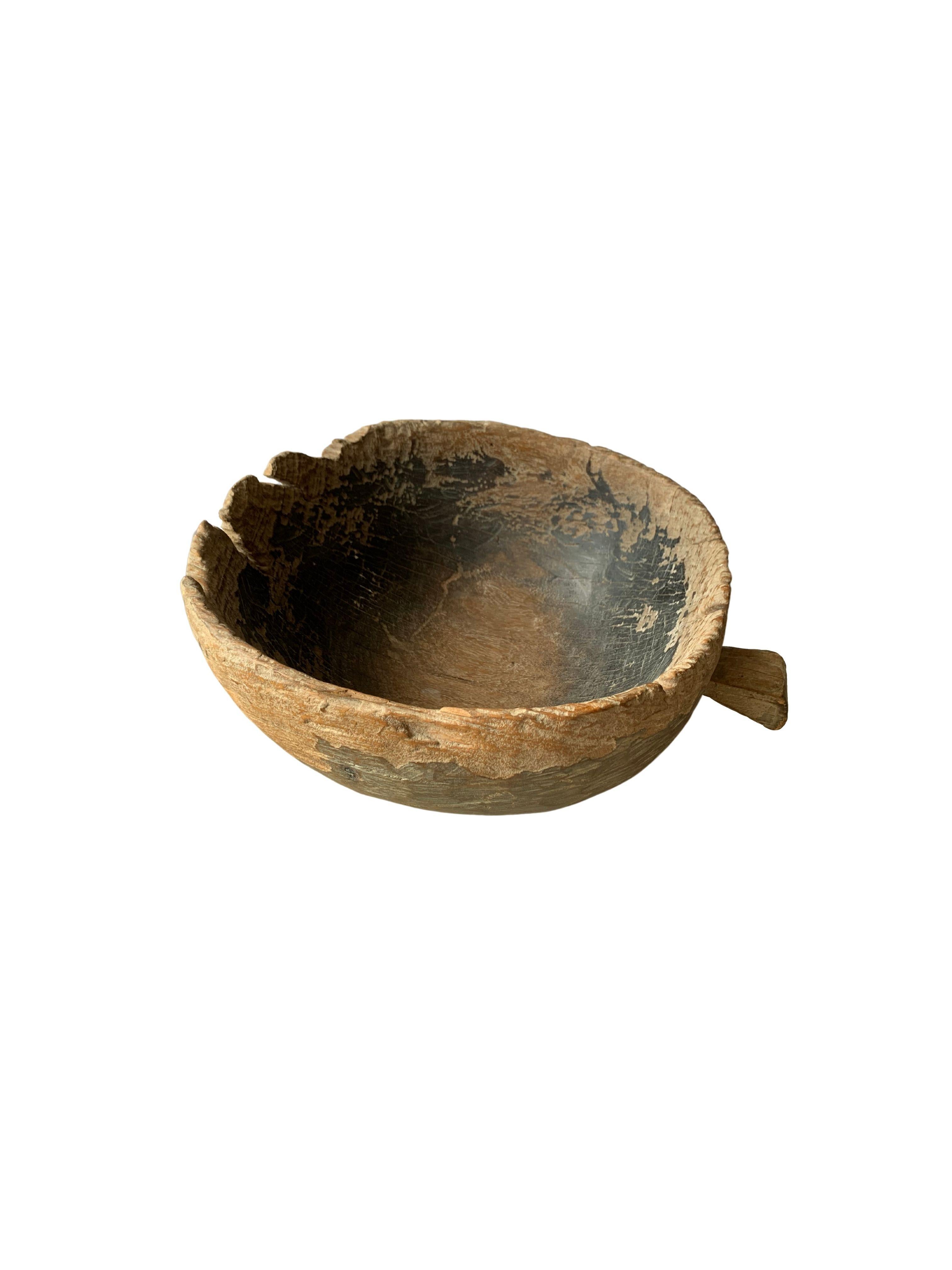 Indonesian Teak Burl Wood Bowl from Java, Indonesia, Late 19th Century For Sale