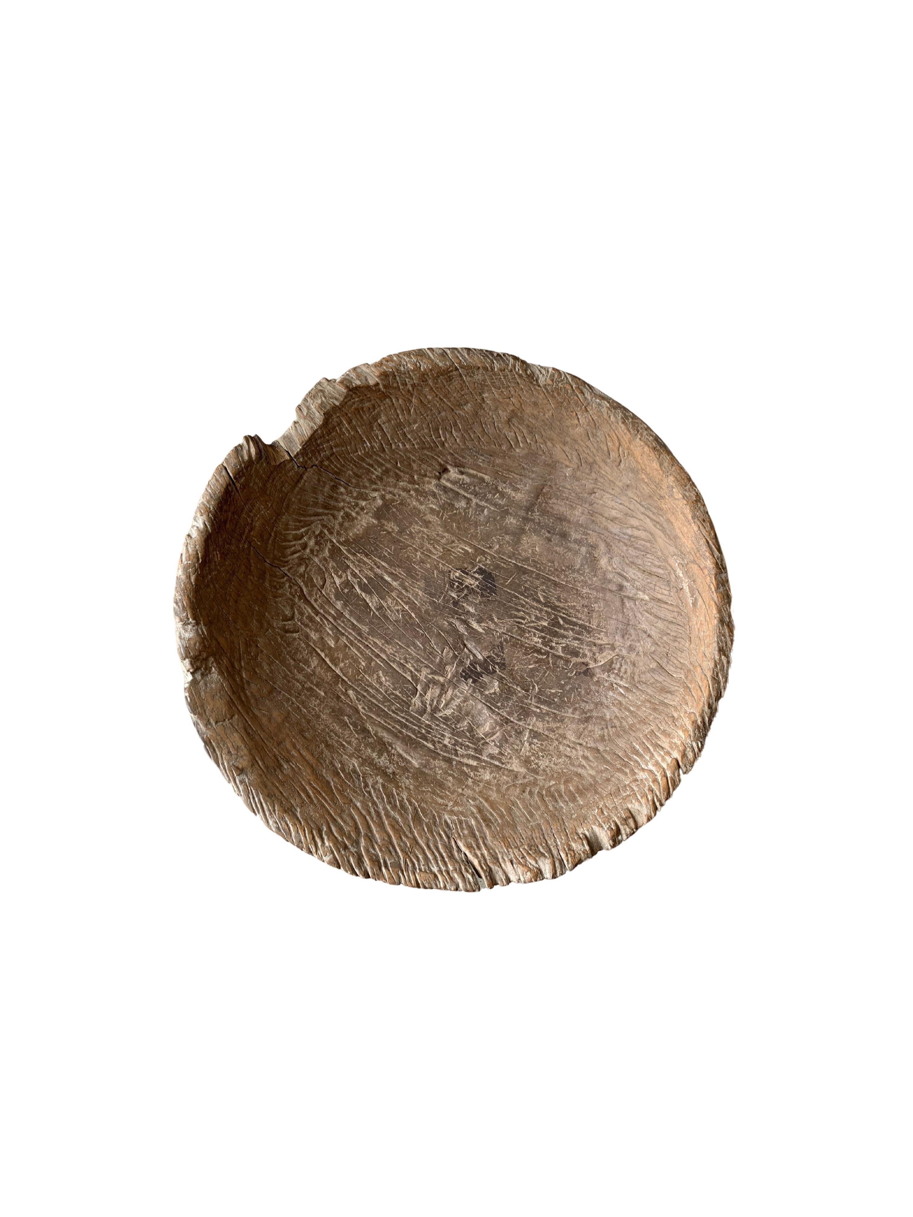 Schale aus Teakholz aus Java, Indonesien, Ende des 19. Jahrhunderts (Indonesisch) im Angebot