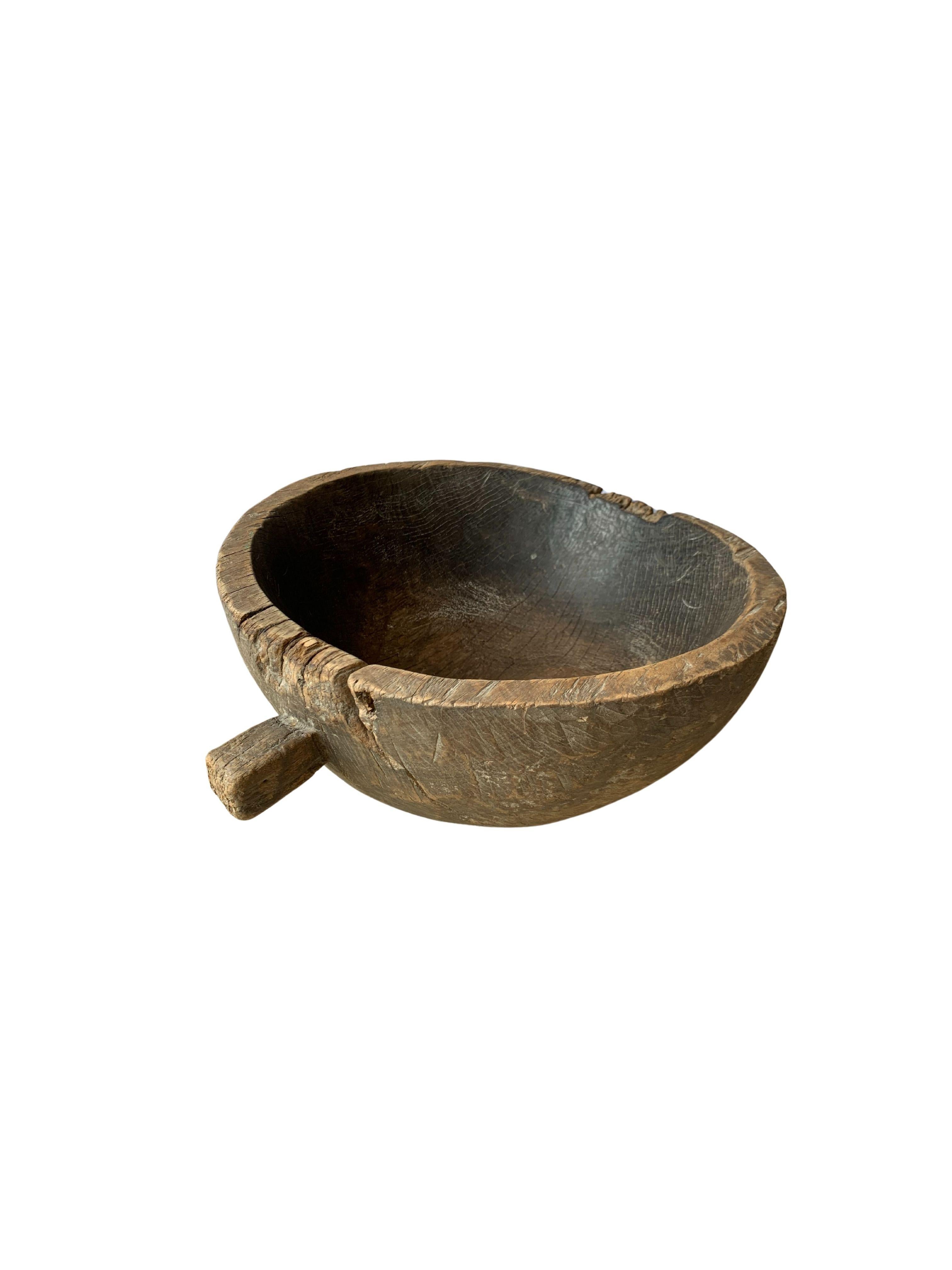 Carved Teak Burl Wood Bowl from Java, Indonesia, Late 19th Century For Sale