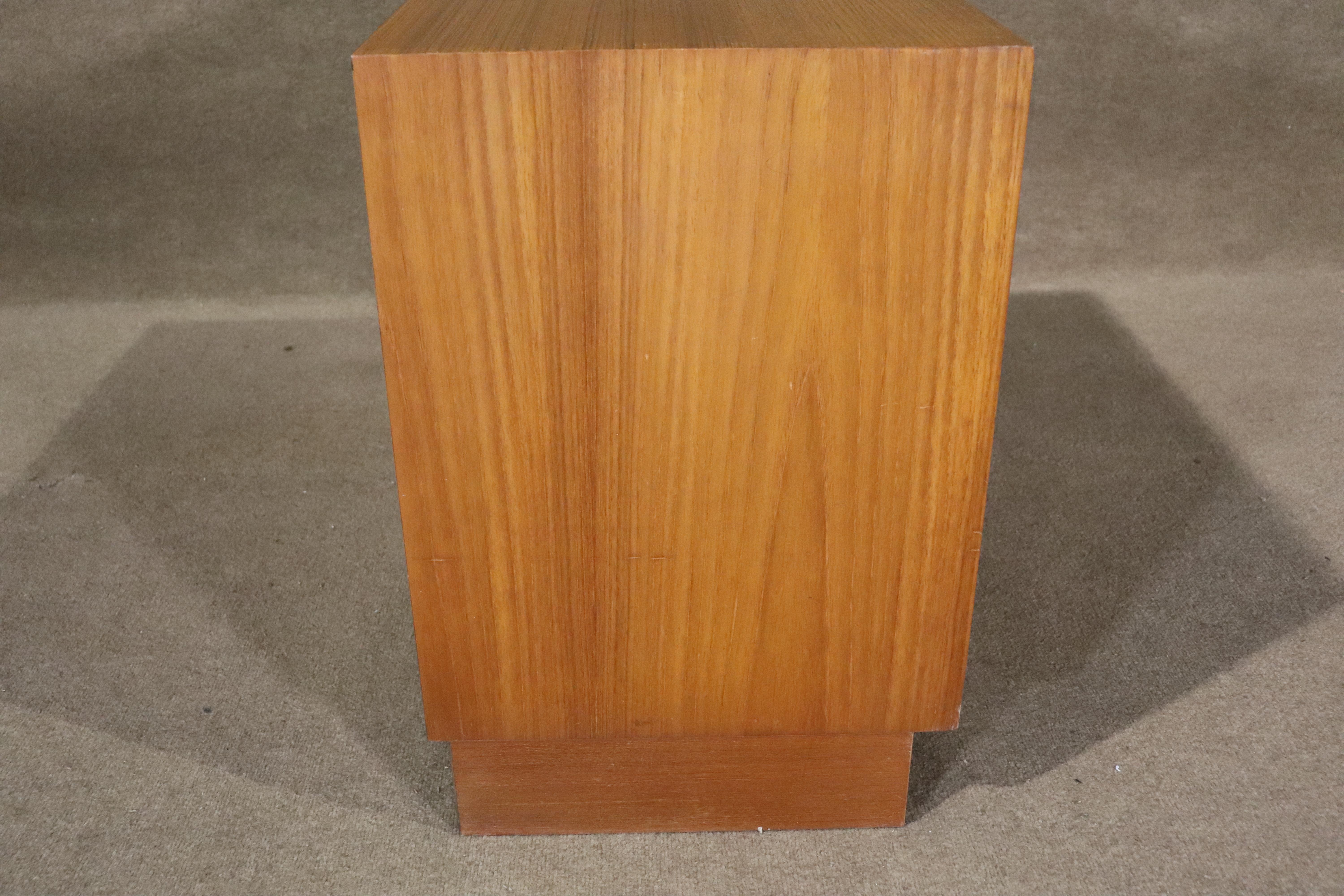 Armoire en teck par G Plan Bon état - En vente à Brooklyn, NY