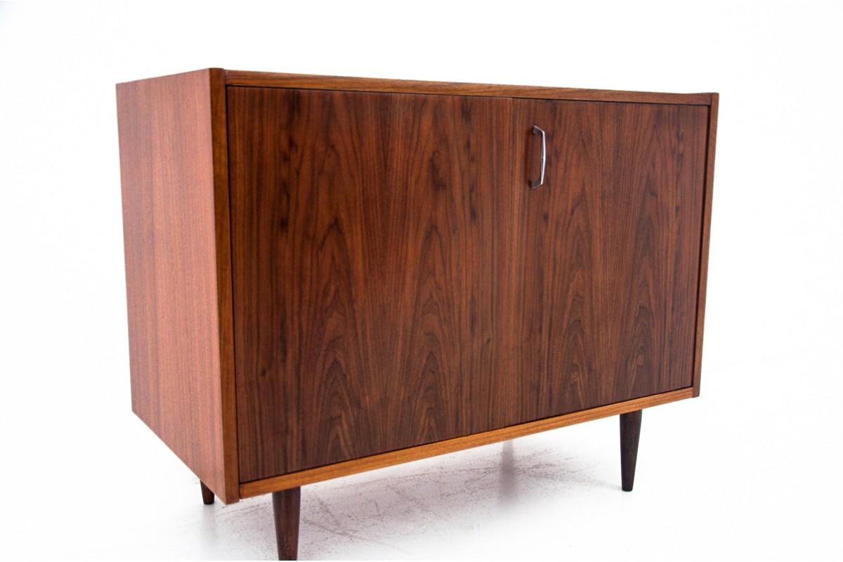 Mobile in teak, Danimarca, anni '60, restaurato in vendita 3