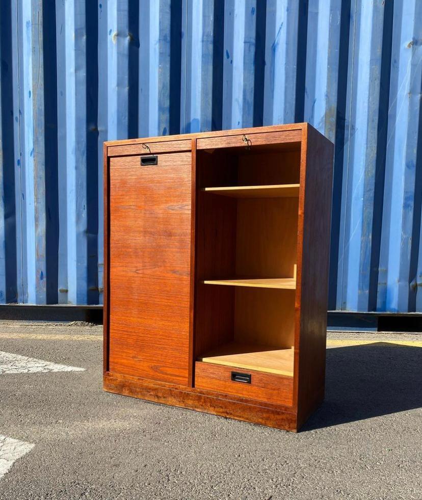 Teak Cabinet with Vertical Silidind Doors by Bjerringbro Savværk, 1960s, Denmark In Good Condition For Sale In תל אביב - יפו, IL
