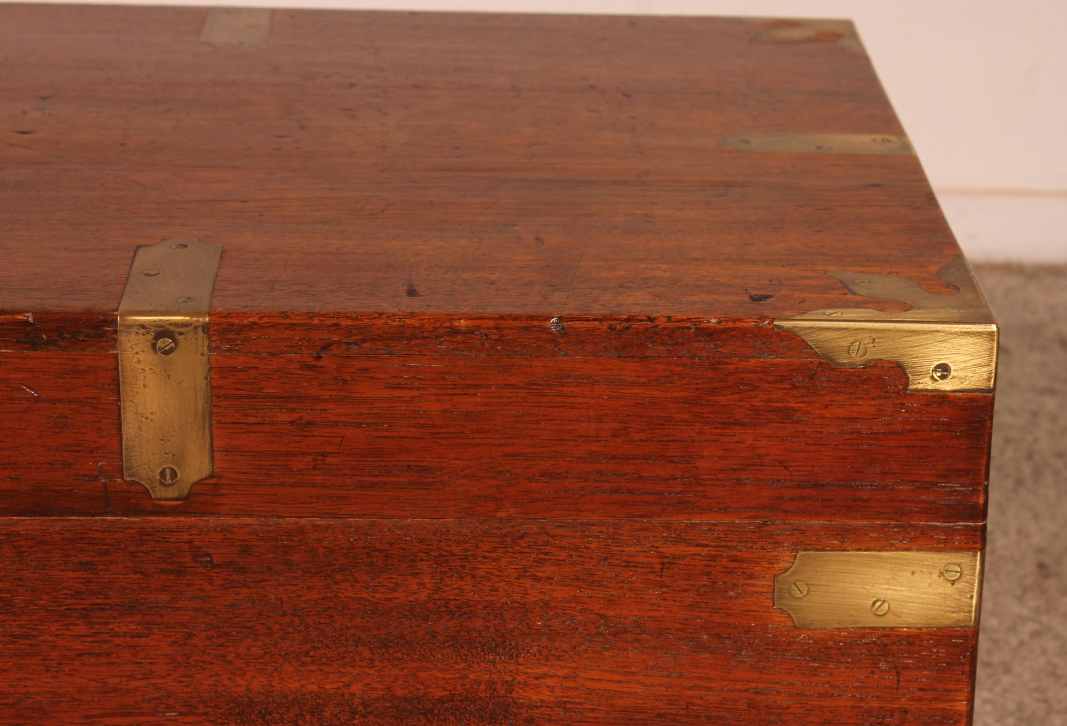 Teak Campaign Or Marine Chest From The 19th Century In Good Condition In Brussels, Brussels