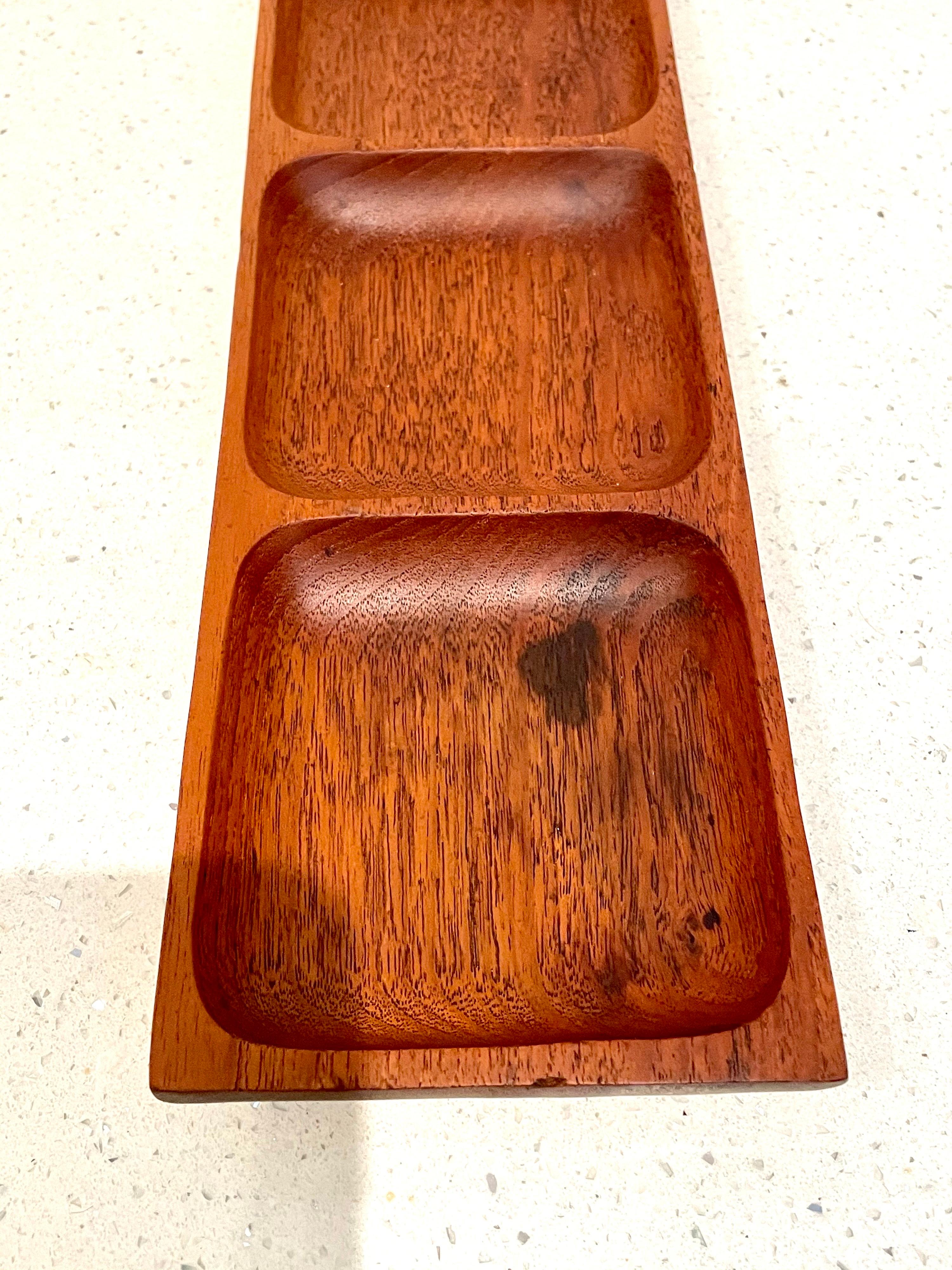 Teak Catch All or Jewelry Holder, 1960s In Good Condition For Sale In San Diego, CA