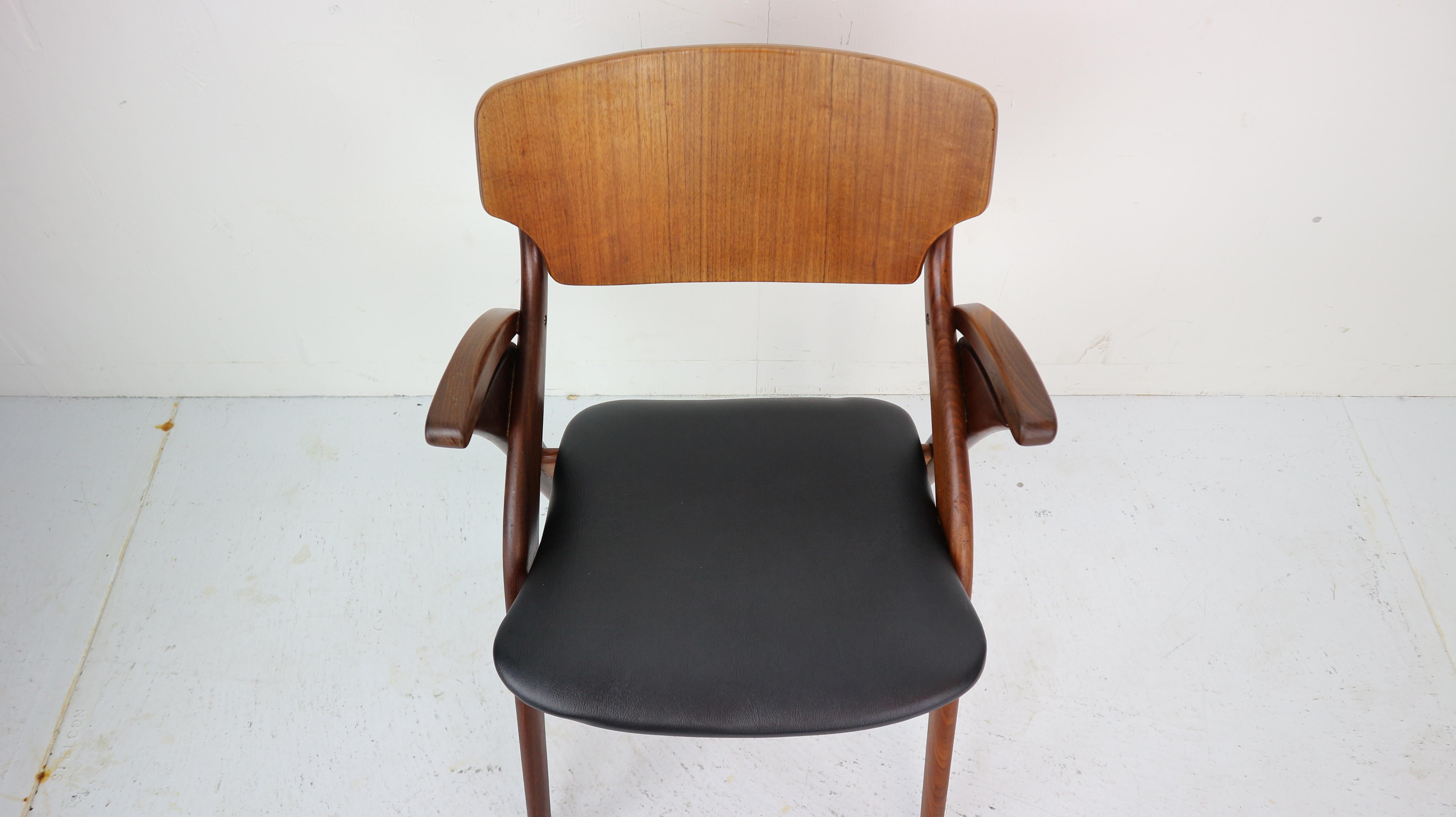 Teak Chair by Arne Hovmand-Olsen for Mogens Kold Møbelfabrik, Denmark, 1960s 1