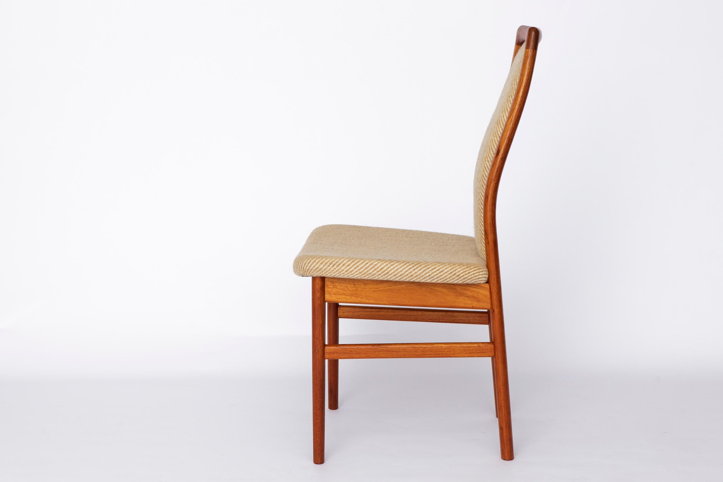 Teakholzstuhl von Schou Andersen - 1970er Jahre Dänisches Design, von Kai Kristiansen (Ende des 20. Jahrhunderts) im Angebot