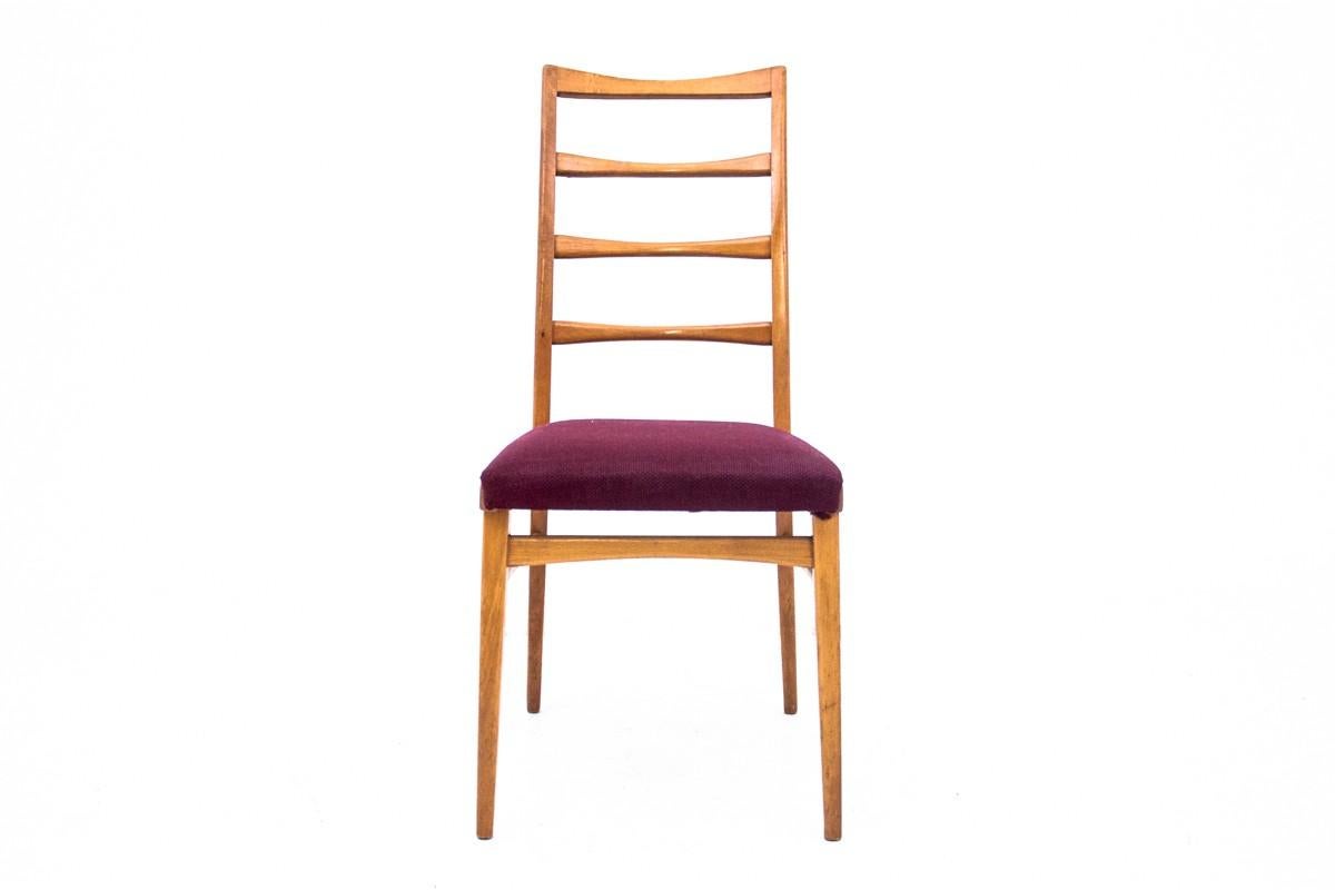 A chair from Denmark from the 1960s.
Made of teak wood.
Very good condition.
Dimensions: height 97 cm / height of the seat. 47 cm / width 44 cm / depth. 58 cm.