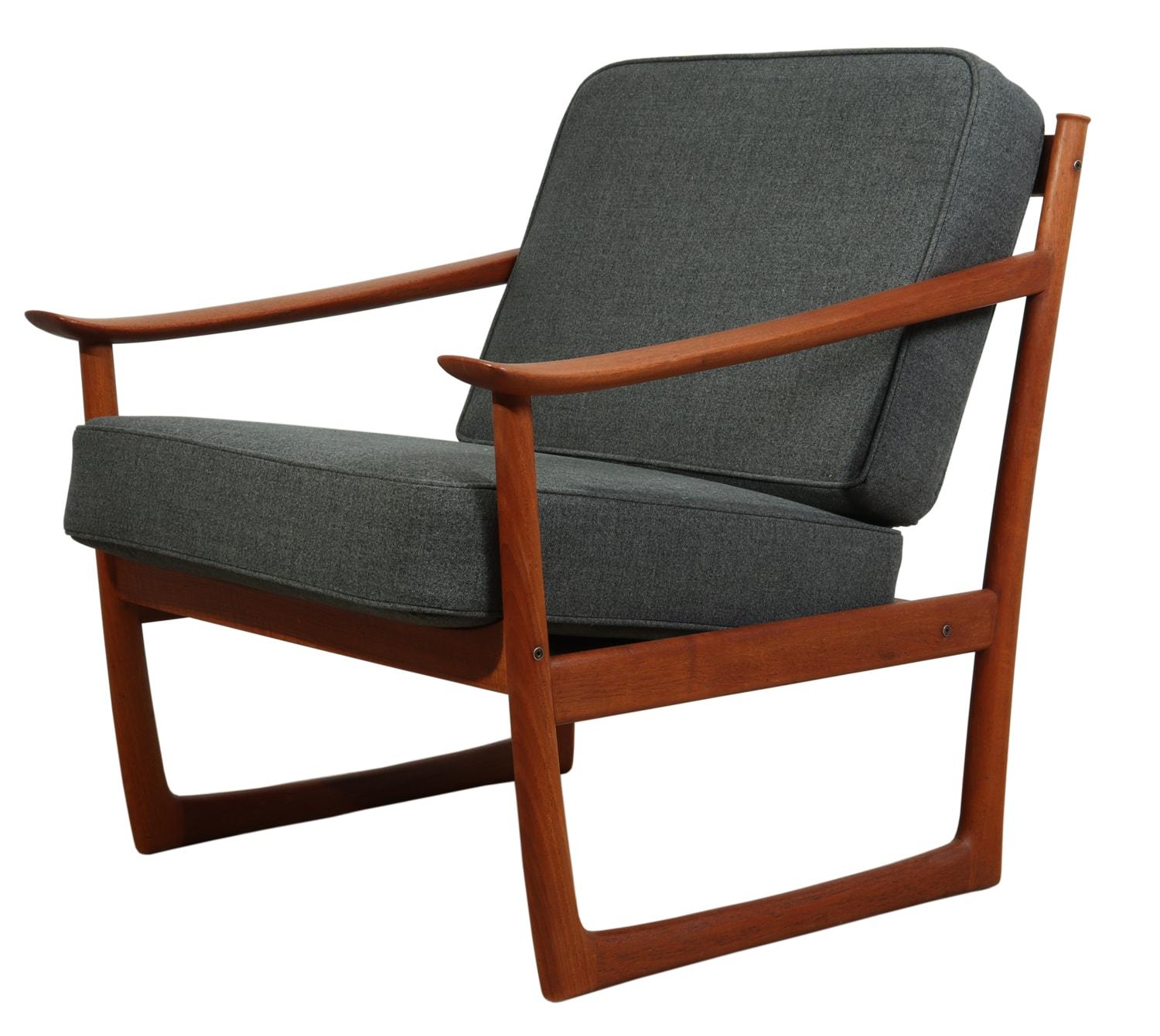Mid-Century Modern Teak Chair Model 130 by Peter Hvidt for France and Son