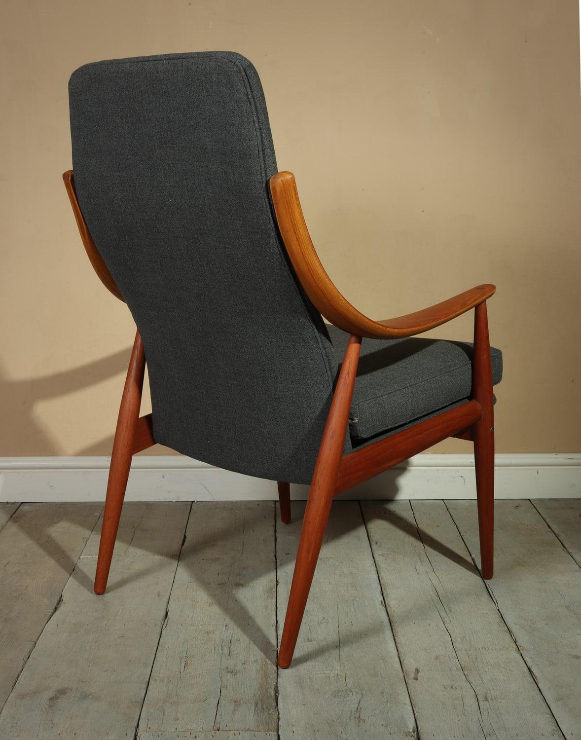 Danish Teak Chair Model 148 by Peter Hvidt Fo France and SonTeak Chair Model 148 For Sale