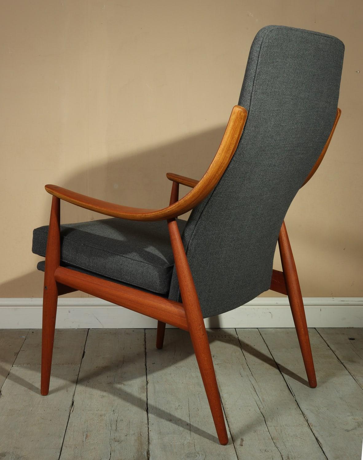 Teak Chair Model 148 by Peter Hvidt Fo France and SonTeak Chair Model 148 In Excellent Condition For Sale In Paddock Wood, Kent