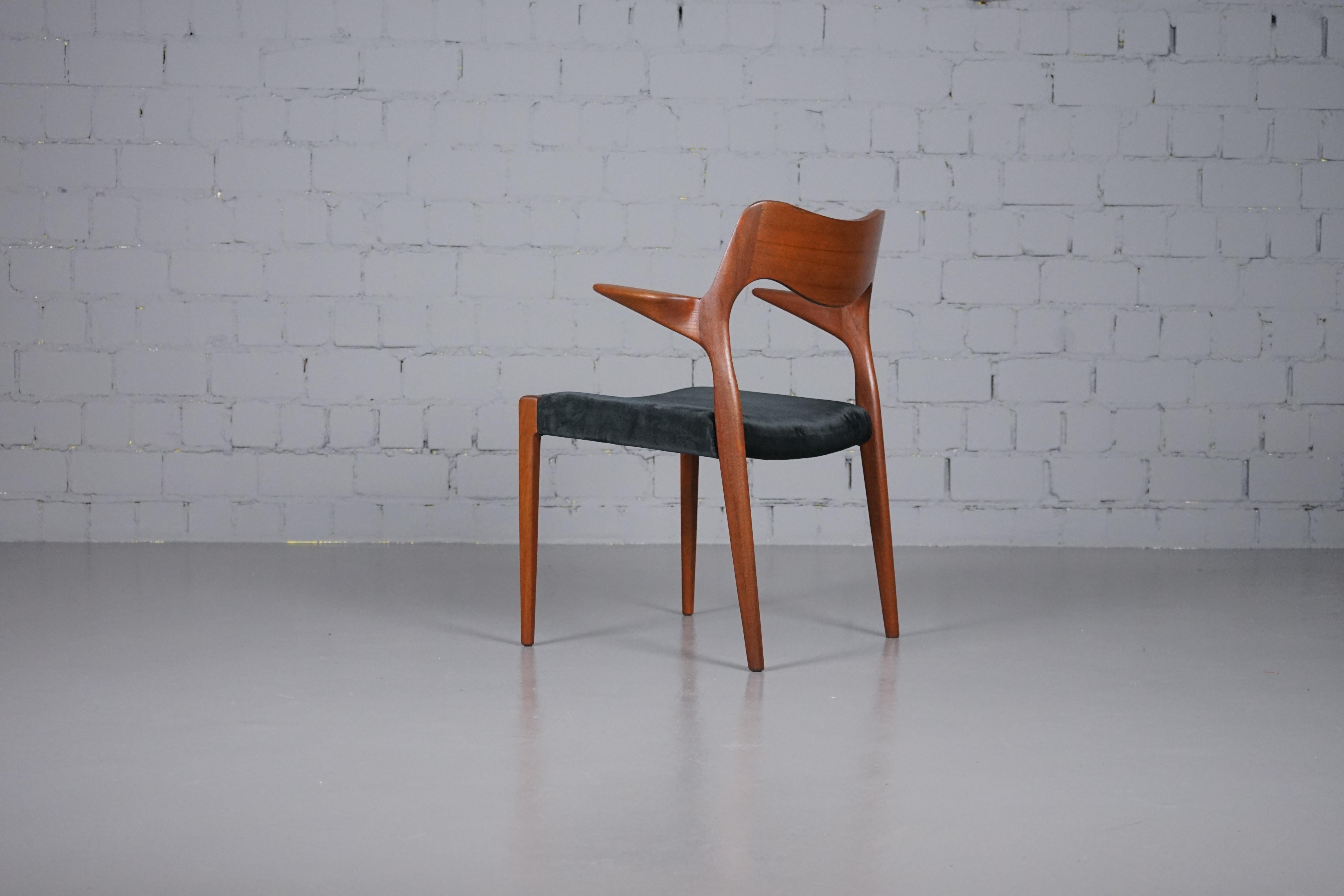 Teak Chair Model No. 55 Chair by Niels O. Moller for J.L Møller In Good Condition For Sale In Kelkheim (Taunus), HE