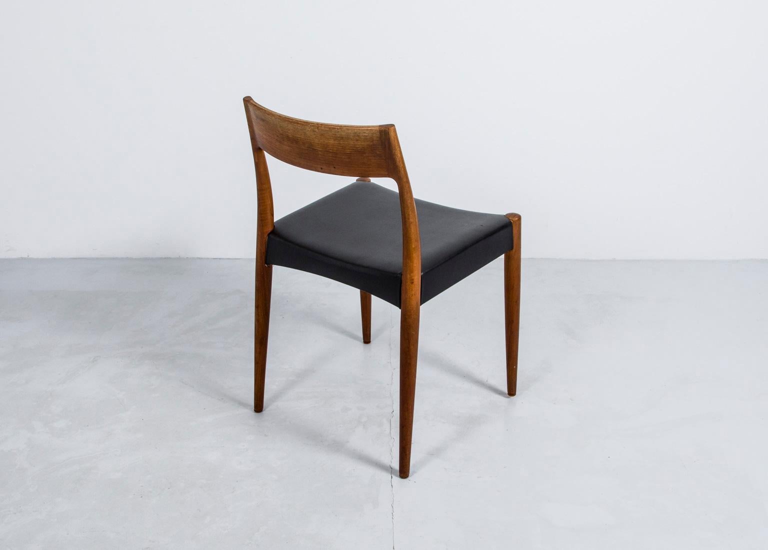 Danish Teak Chair No. 77 by Niels Moller for Moller Models Denmark, 1960s For Sale