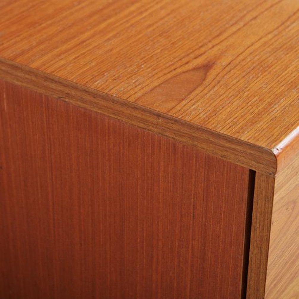 Teak Chest of Drawers by Austinsuite, Uk 1960s For Sale 8