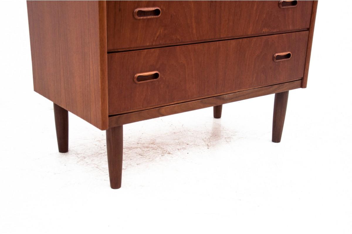 Teak Chest of Drawers, Denmark, 1960s For Sale 4
