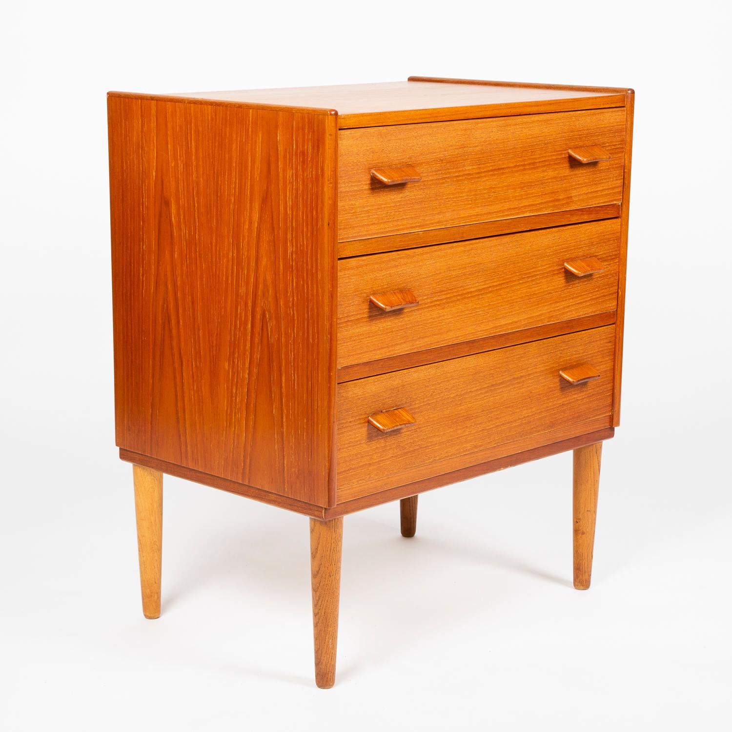 Scandinavian Modern Teak Chest of Drawers Design by Poul Volther