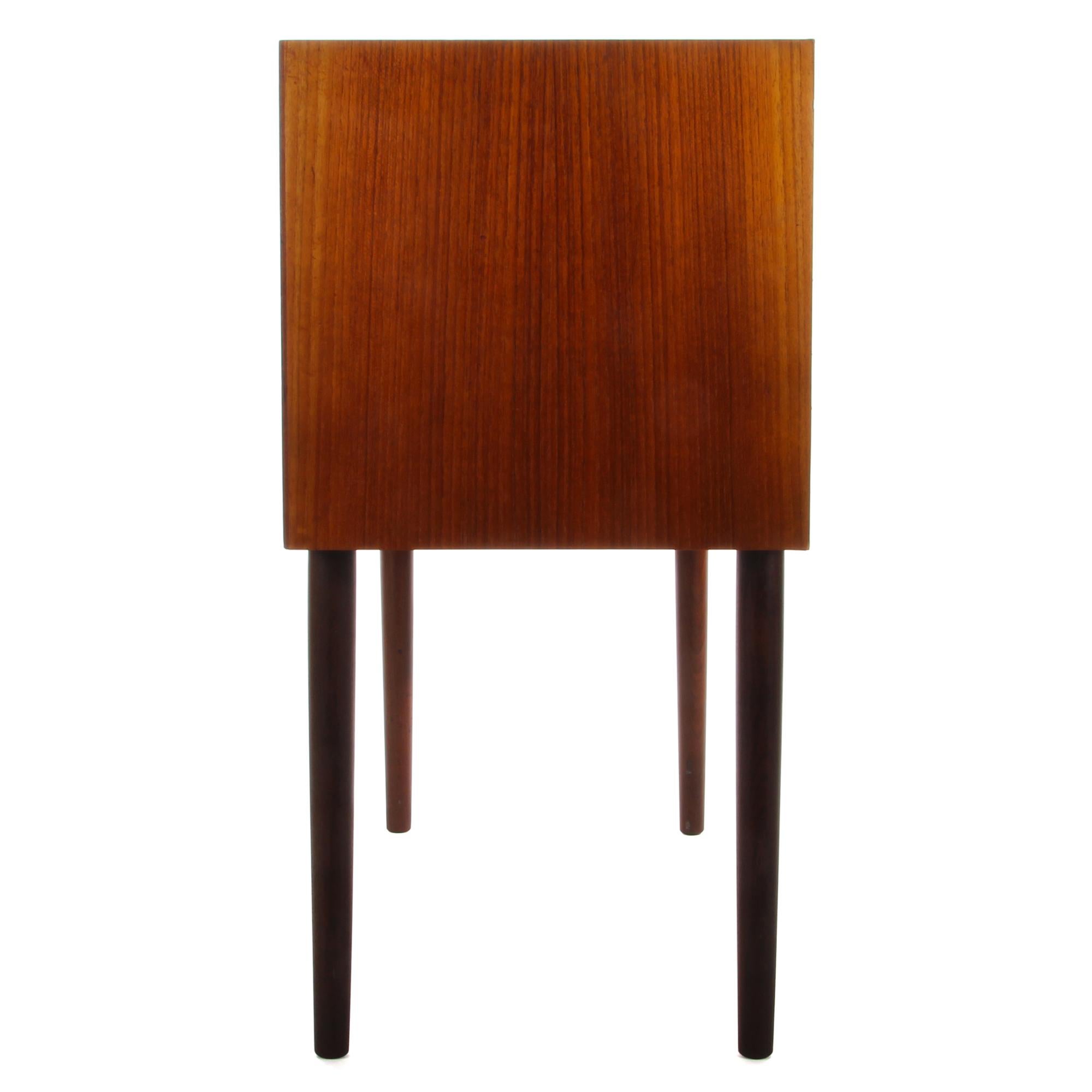 Teak Chest of Drawers from the 1960s, Danish Midcentury Dresser with Drawers 2