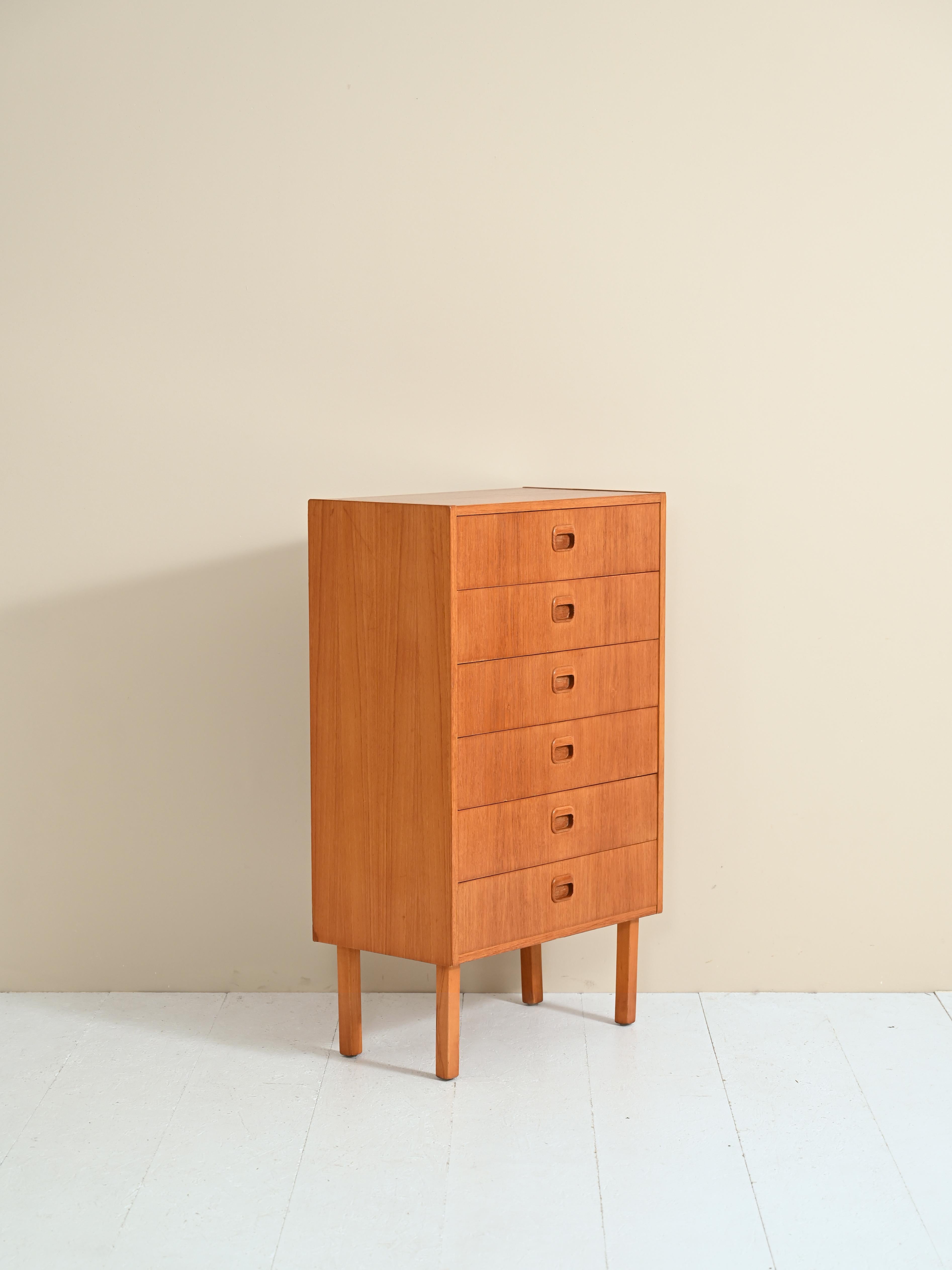 Scandinavian Teak Chest of Drawers with Six Drawers