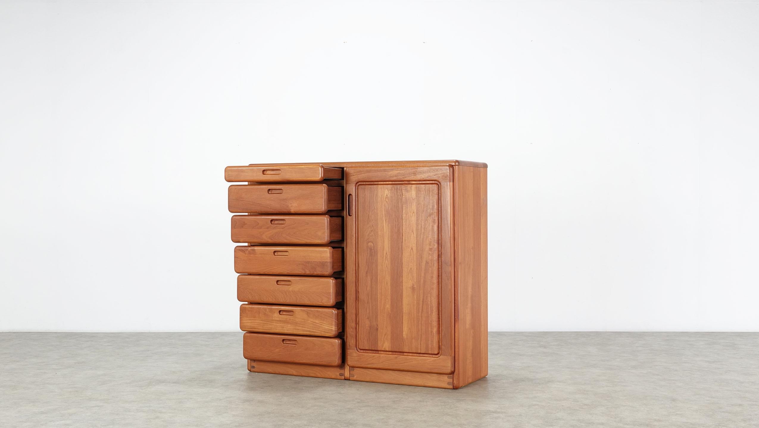 Mid-Century Modern Teak Chest with Drawers and Compartments Langeskov Møbelfabrik A / S Denmark For Sale